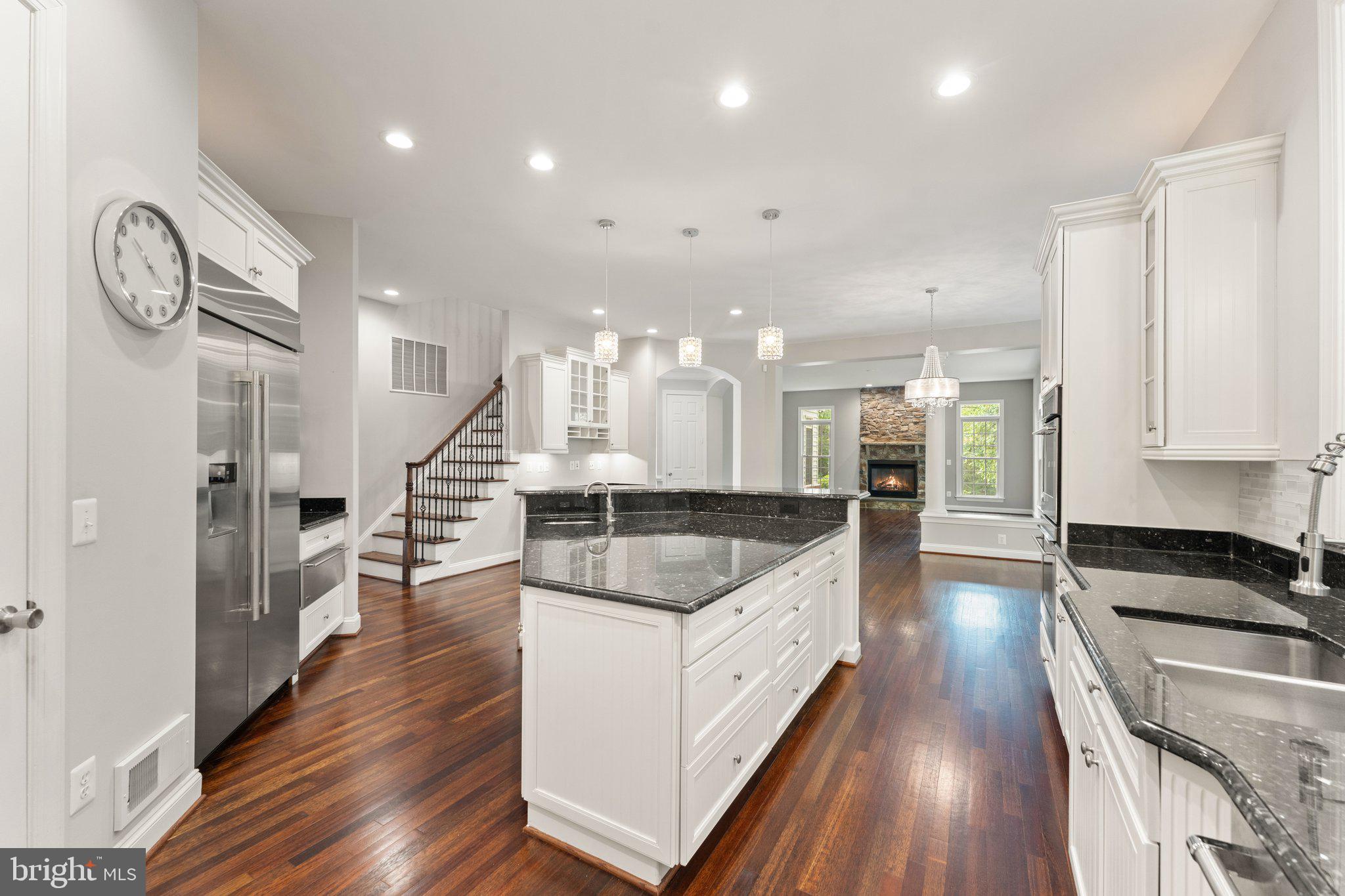 CEDAR CREST - Residential