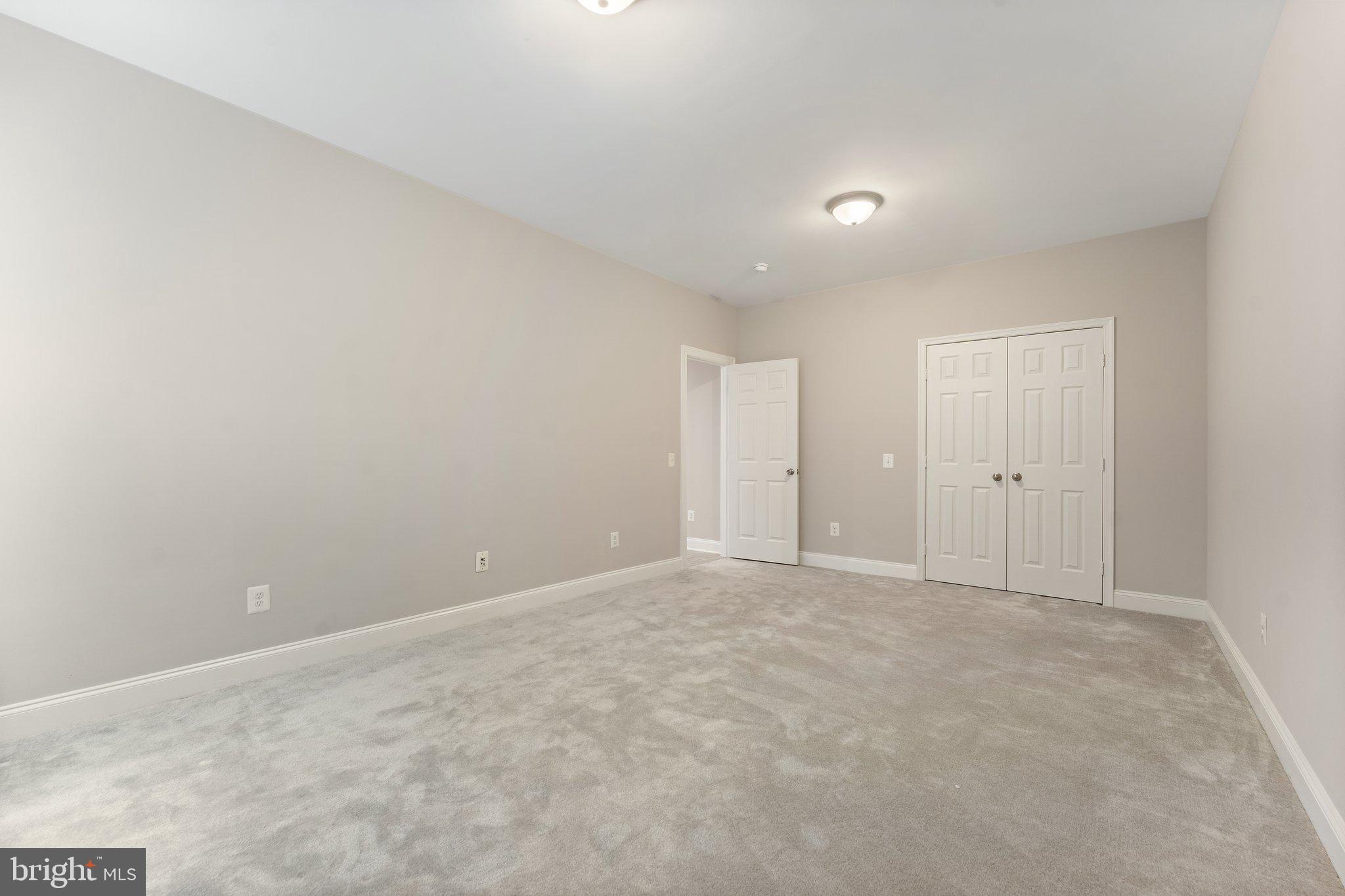 CEDAR CREST - Residential