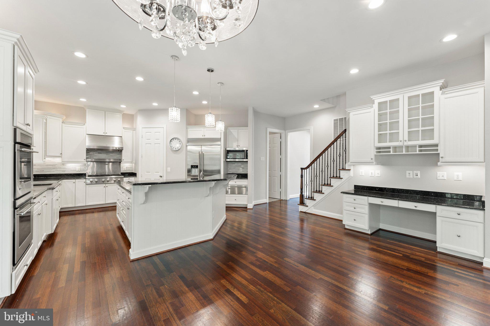 CEDAR CREST - Residential