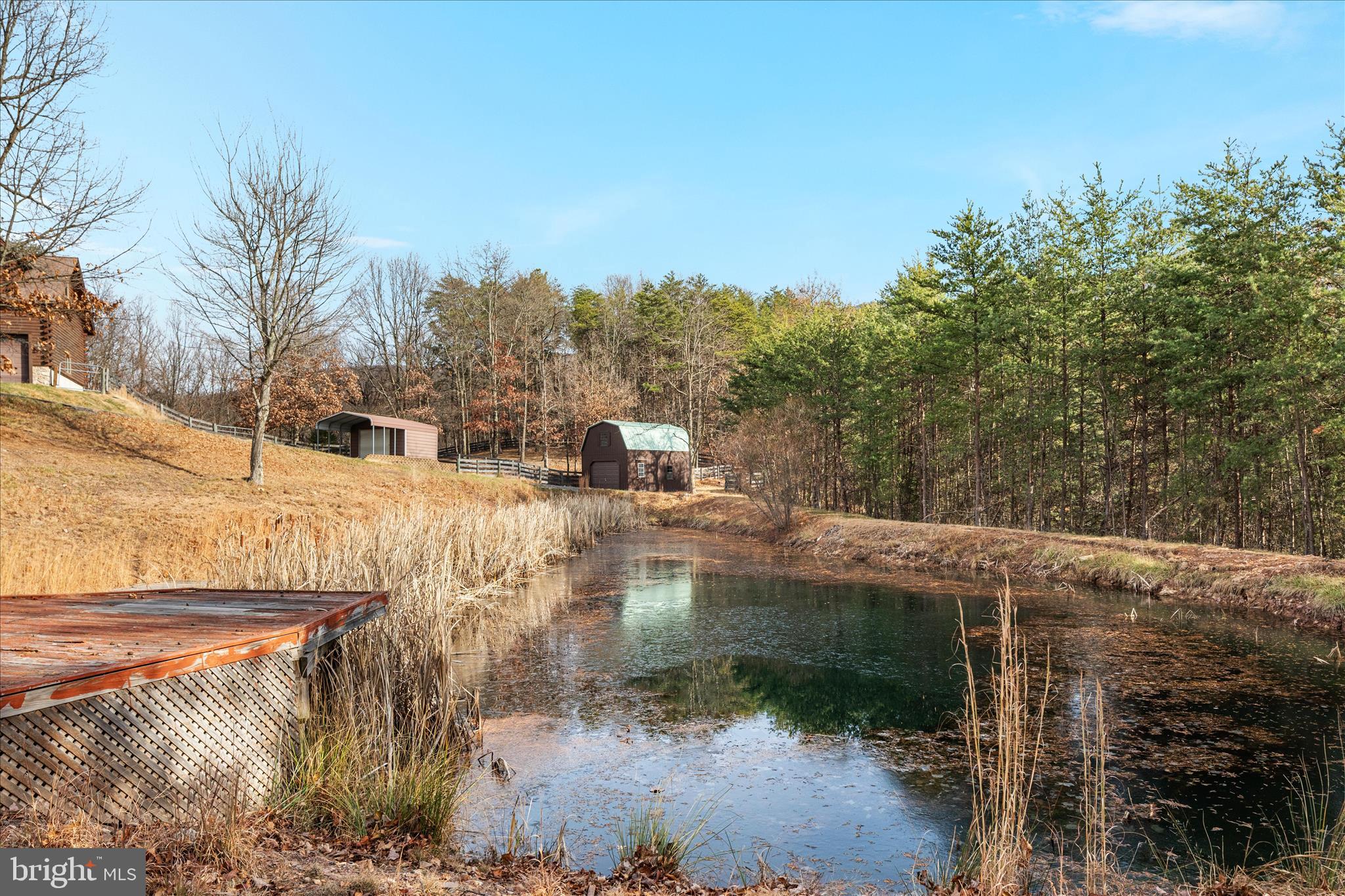 ASHTON WOODS - Residential