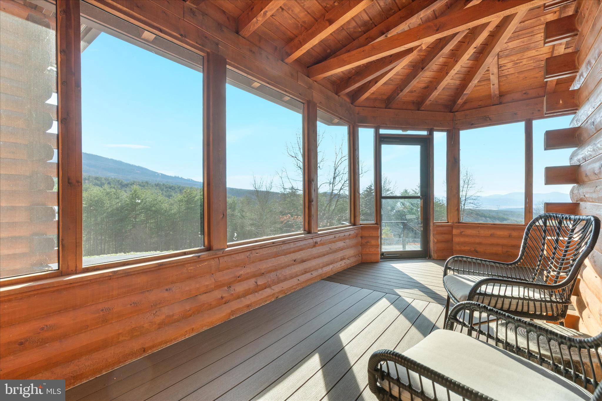 ASHTON WOODS - Residential