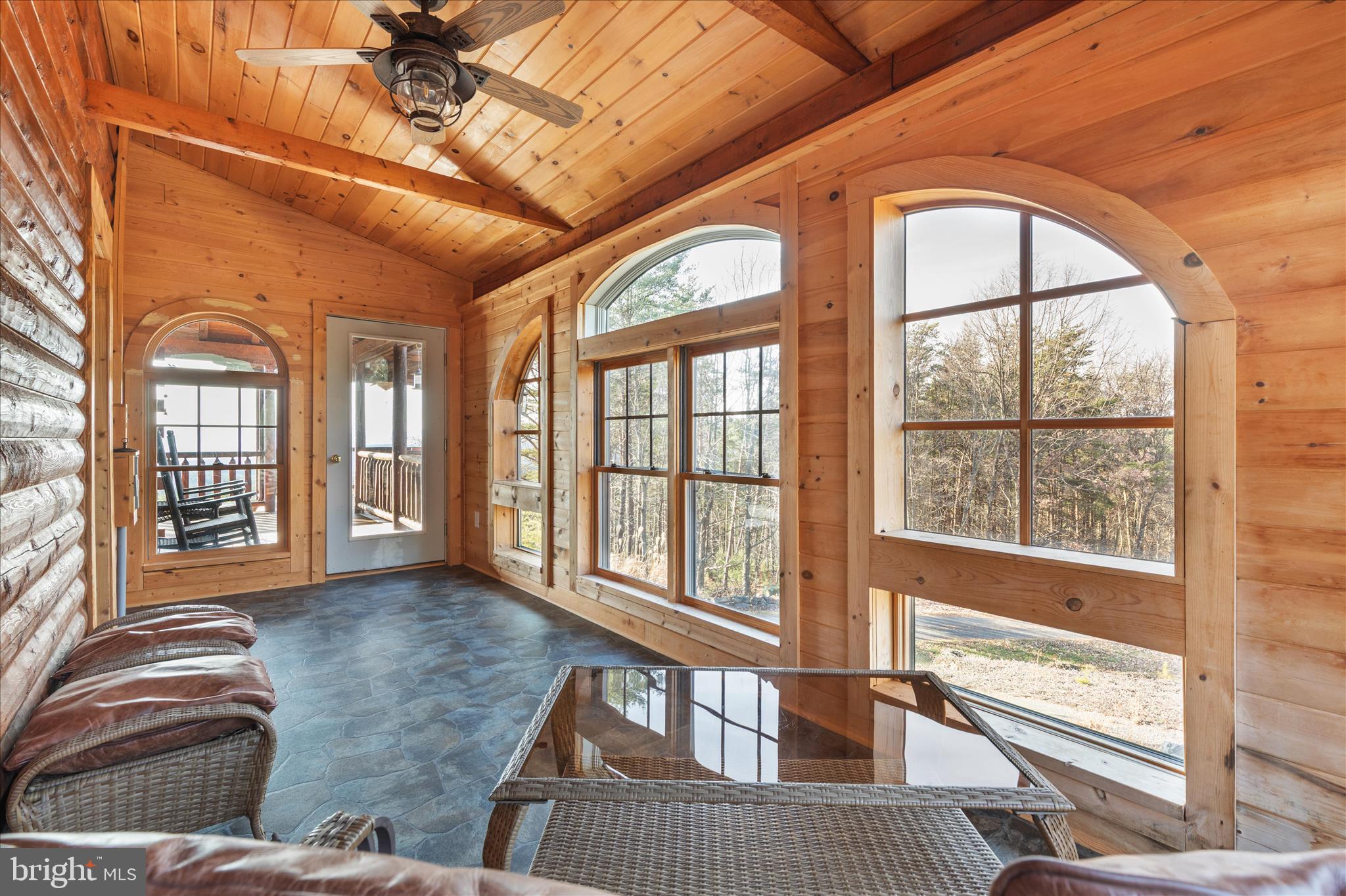 ASHTON WOODS - Residential