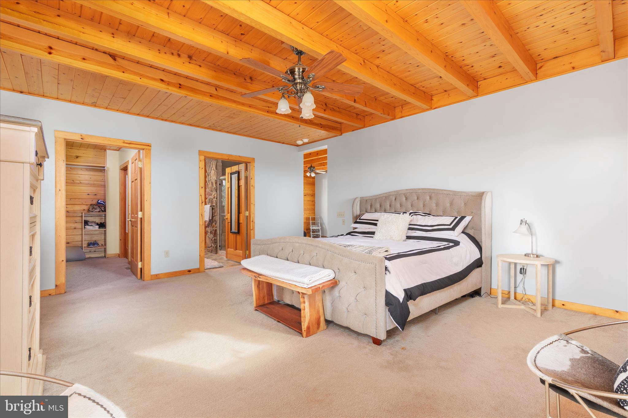 ASHTON WOODS - Residential