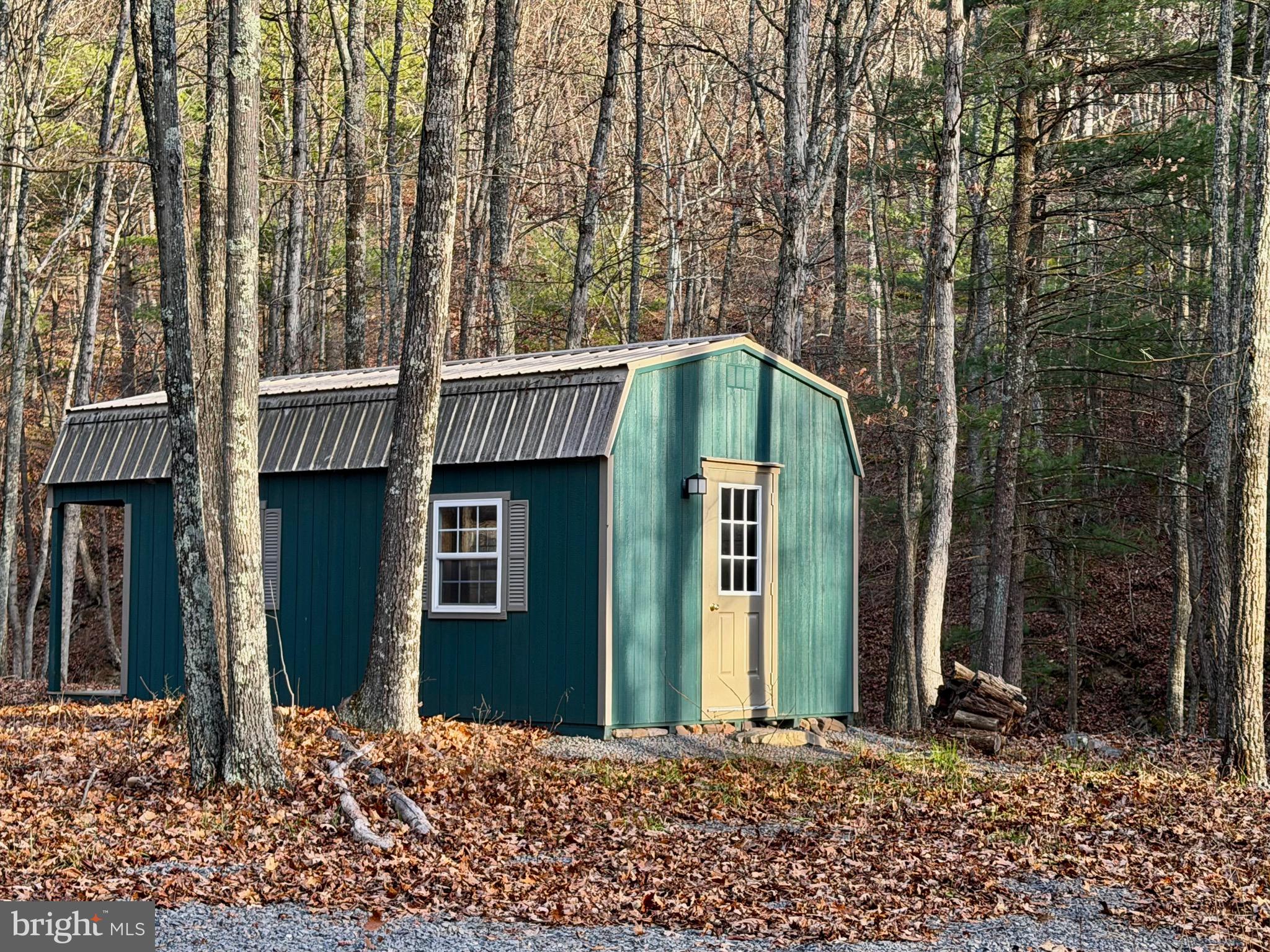 ASHTON WOODS - Residential