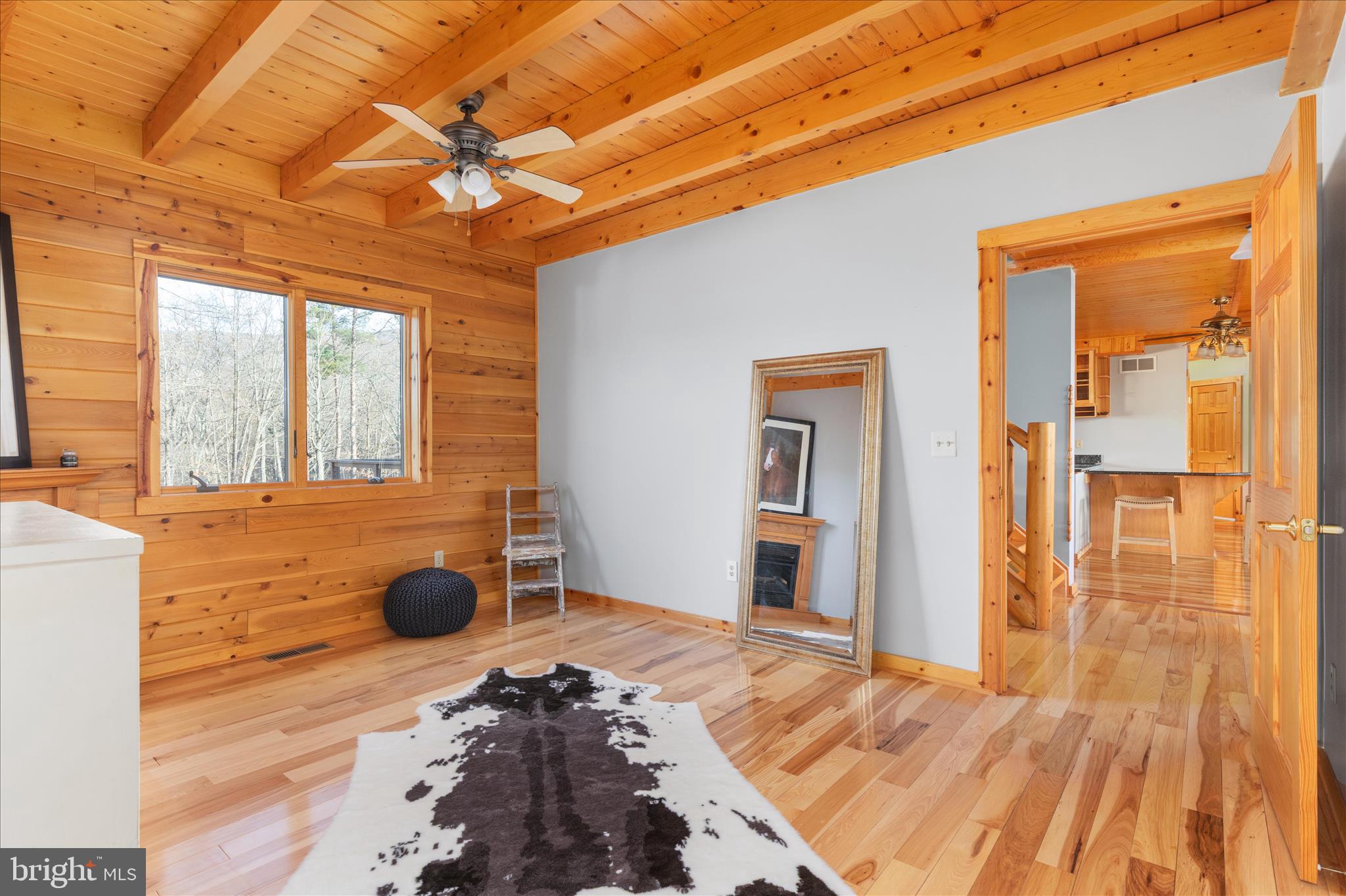 ASHTON WOODS - Residential