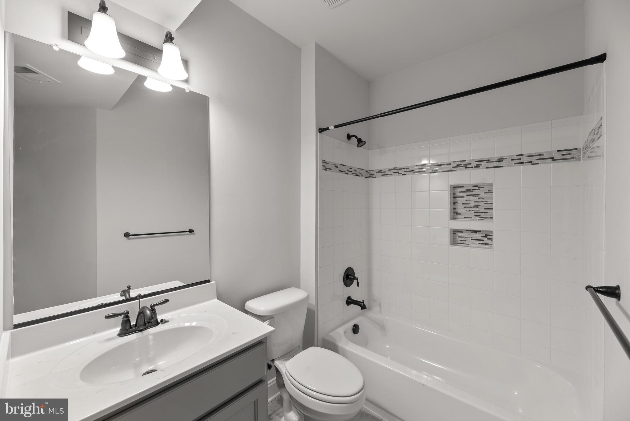 LANDENS RIDGE - Residential