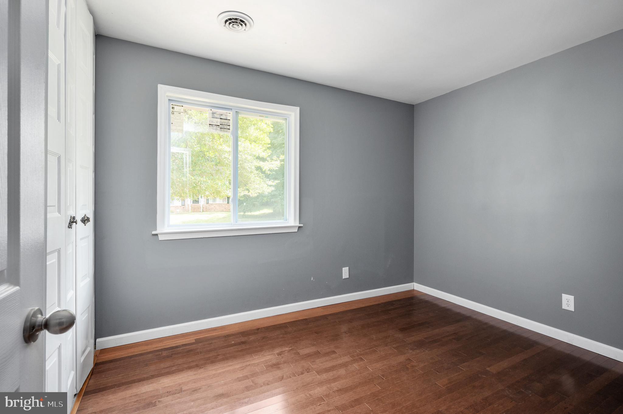 STONEYBROOKE - Residential