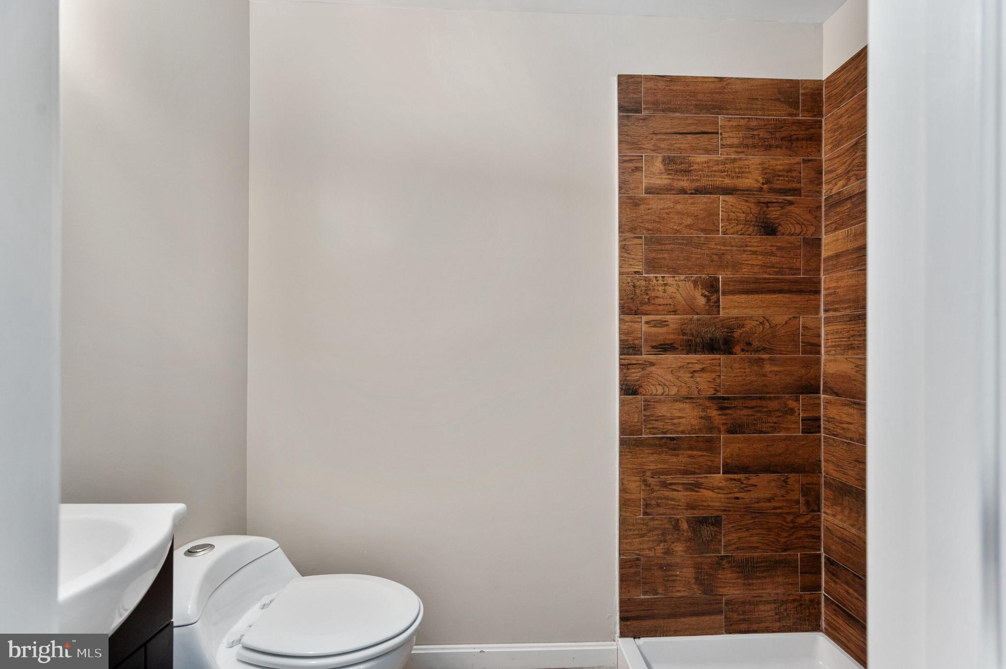 STONEYBROOKE - Residential