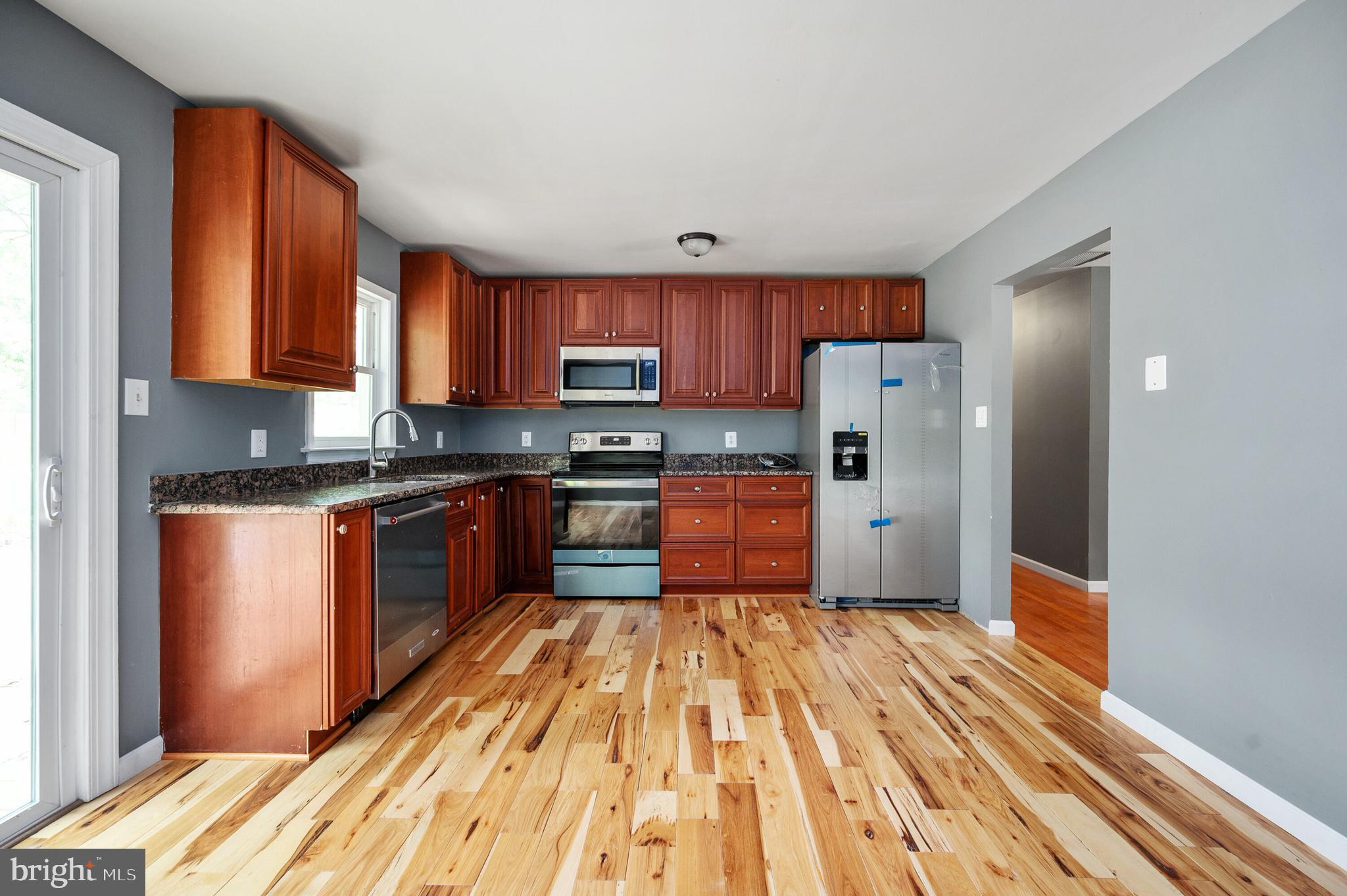 STONEYBROOKE - Residential