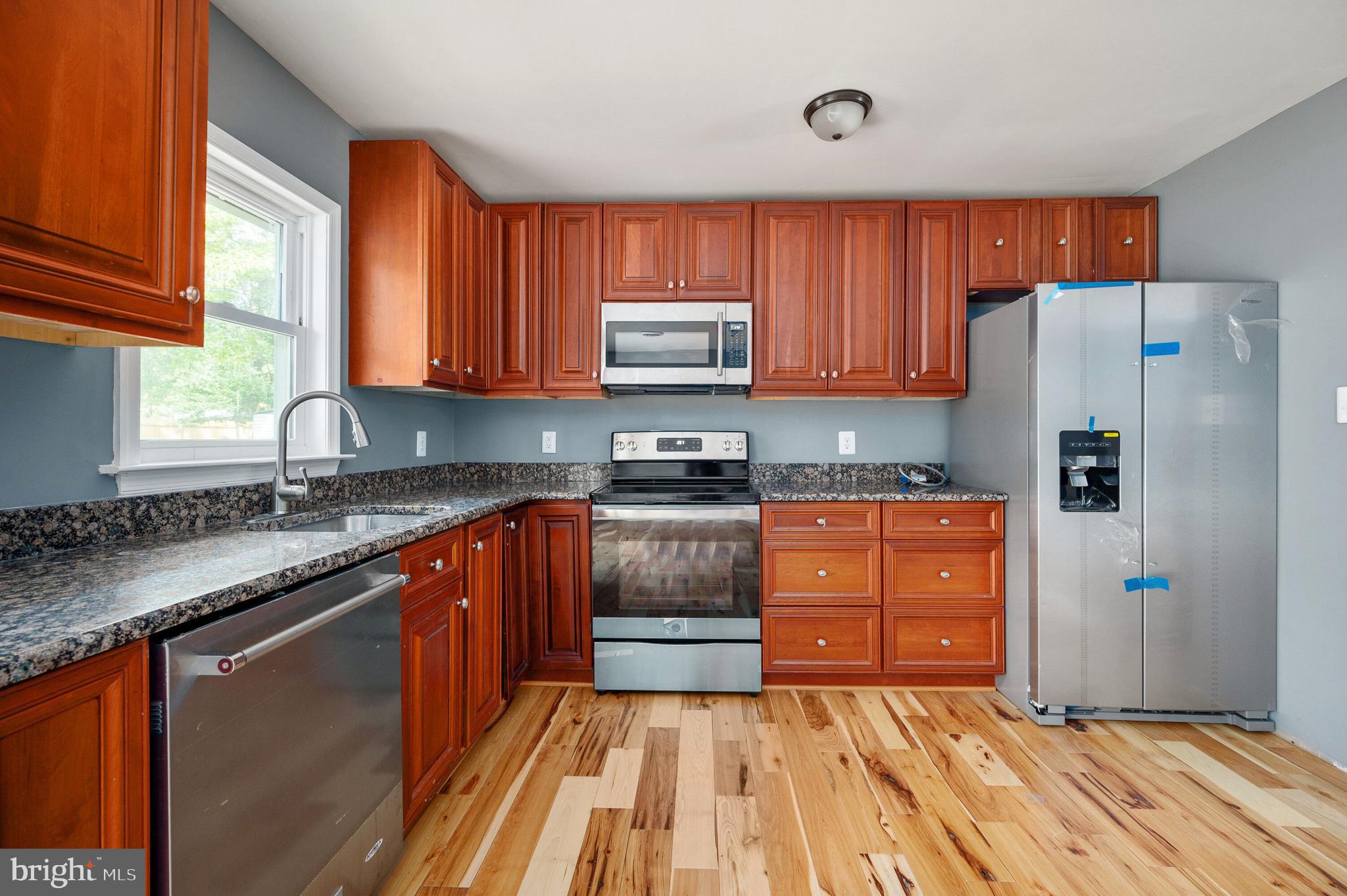 STONEYBROOKE - Residential