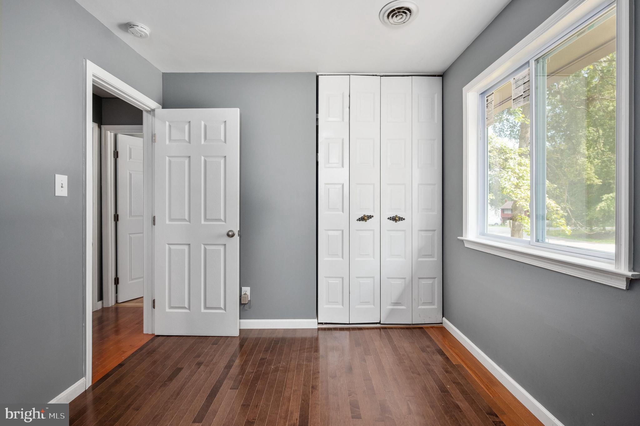 STONEYBROOKE - Residential