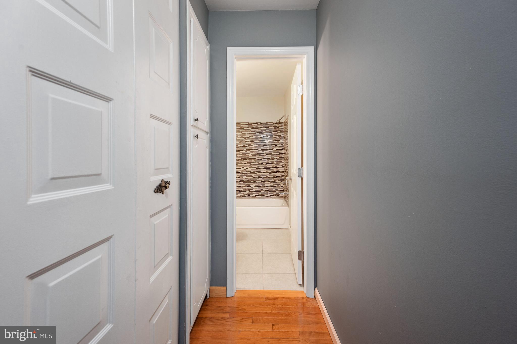 STONEYBROOKE - Residential