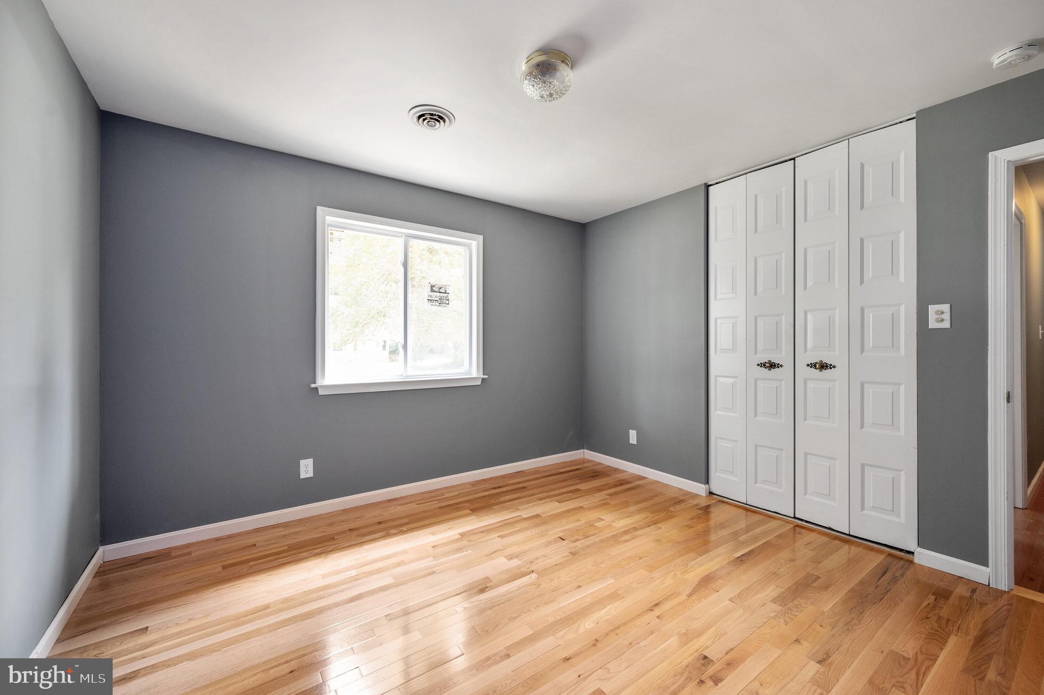 STONEYBROOKE - Residential