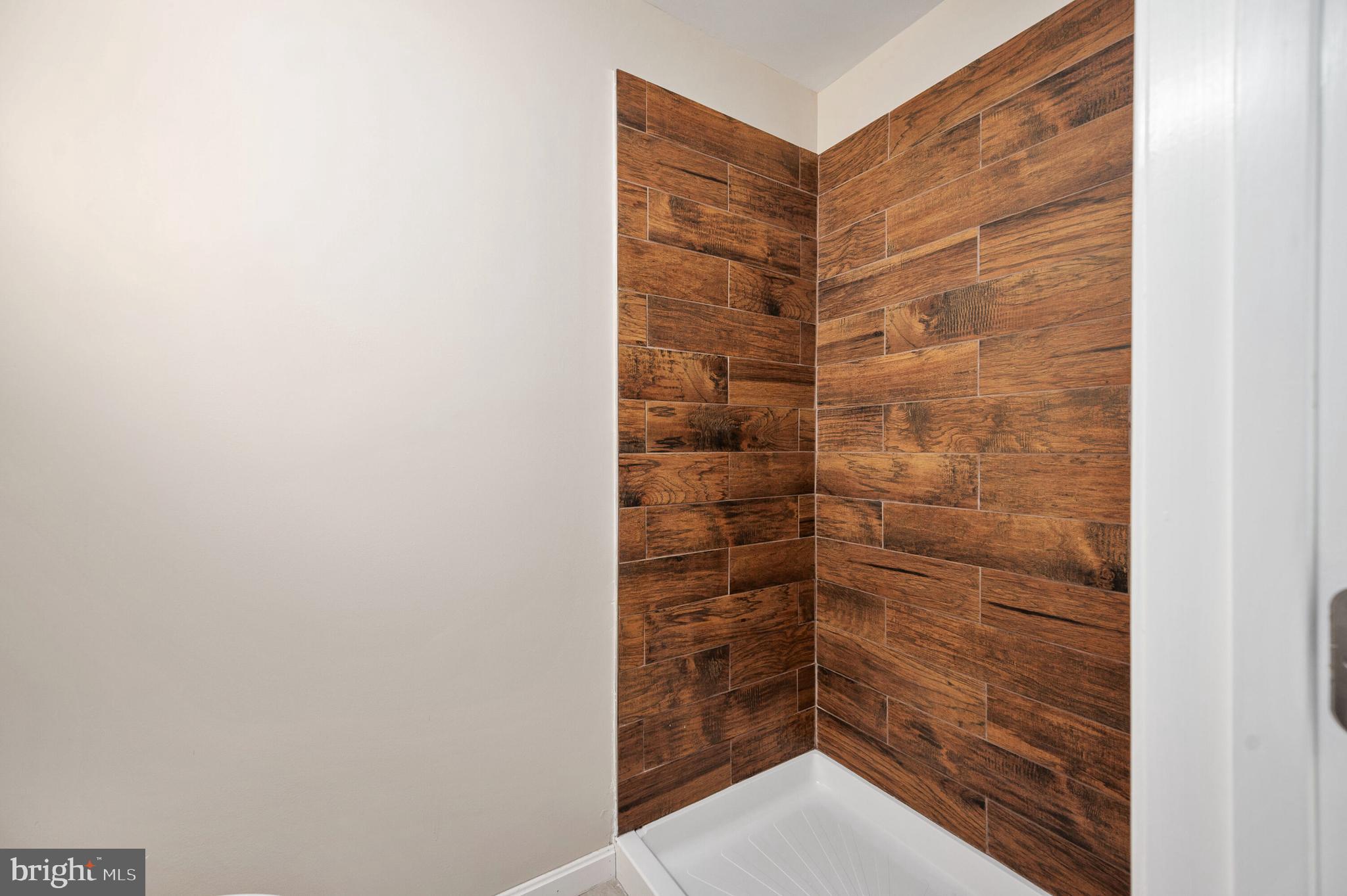 STONEYBROOKE - Residential