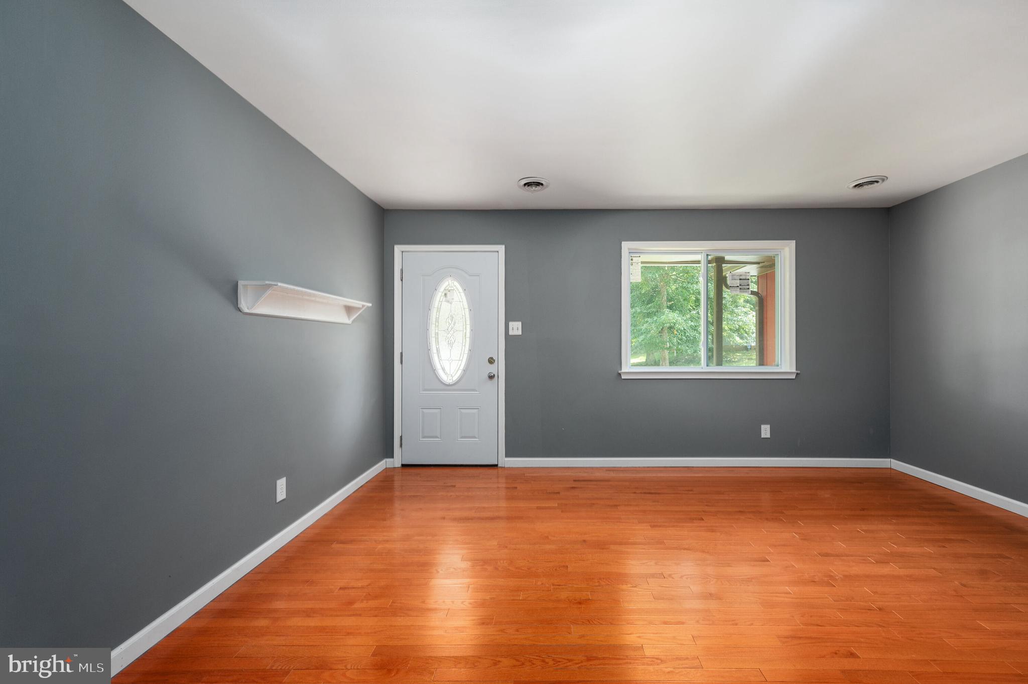 STONEYBROOKE - Residential