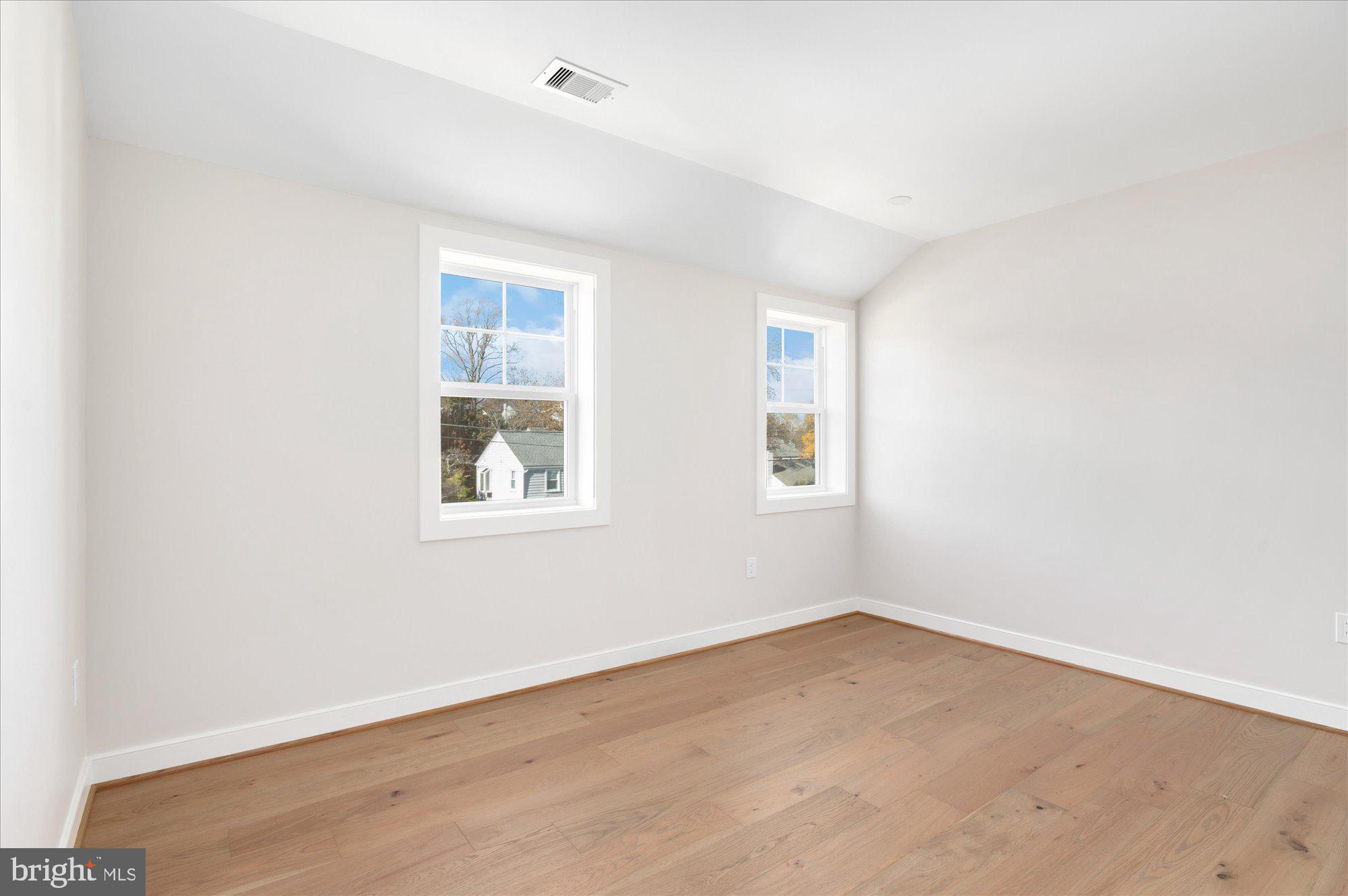 DOMINION HILLS - Residential