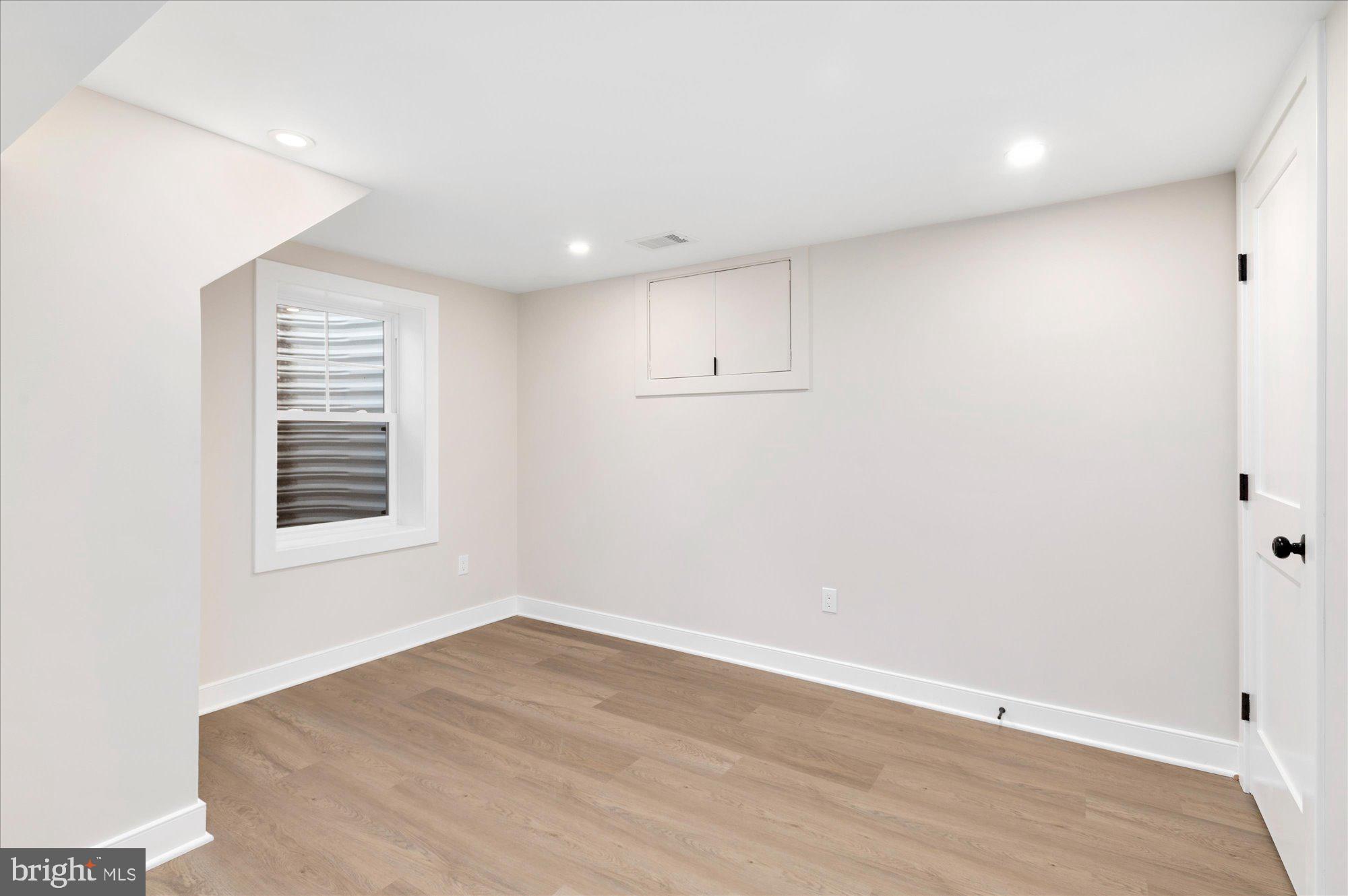 DOMINION HILLS - Residential