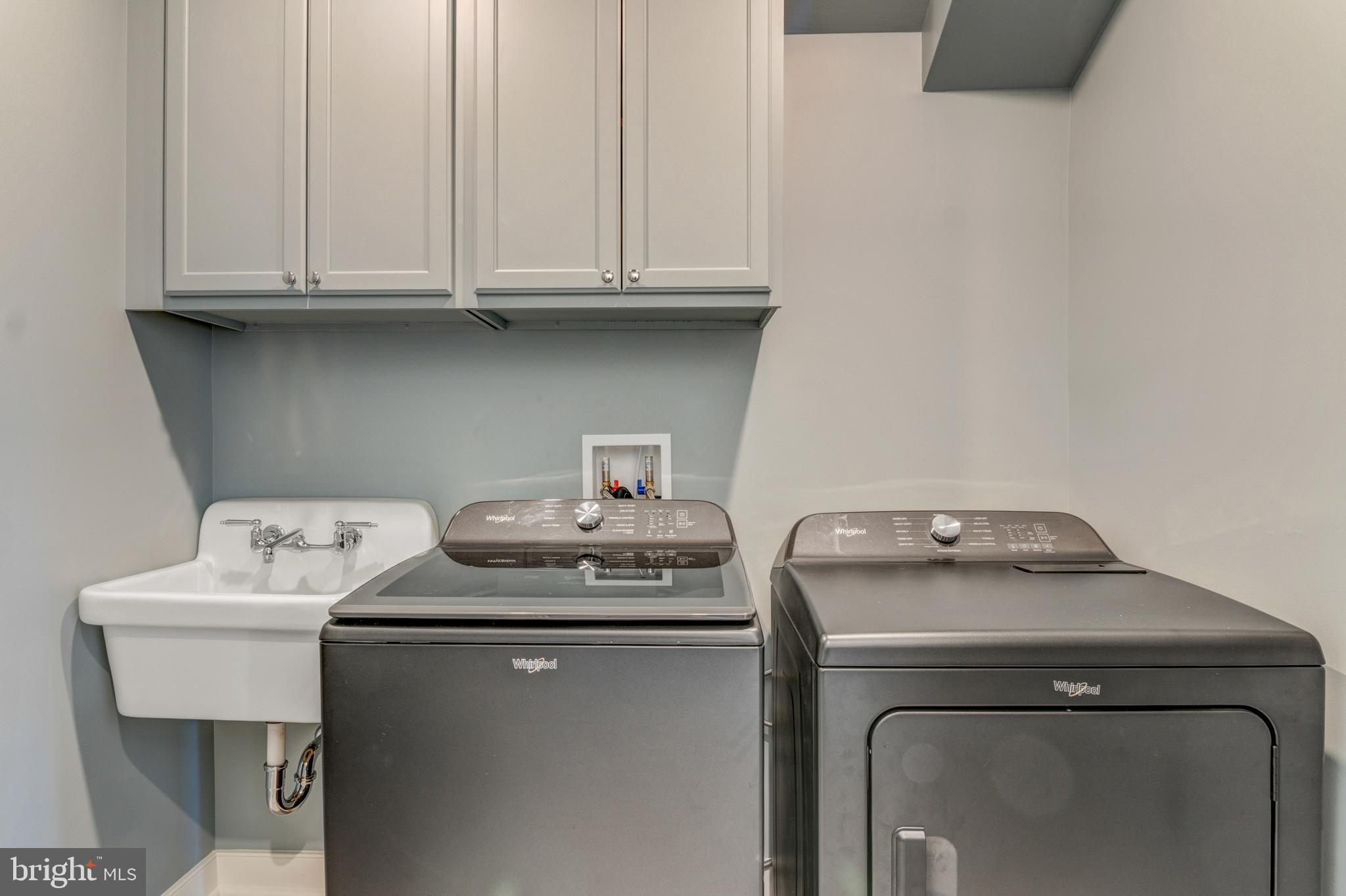 DOMINION HILLS - Residential