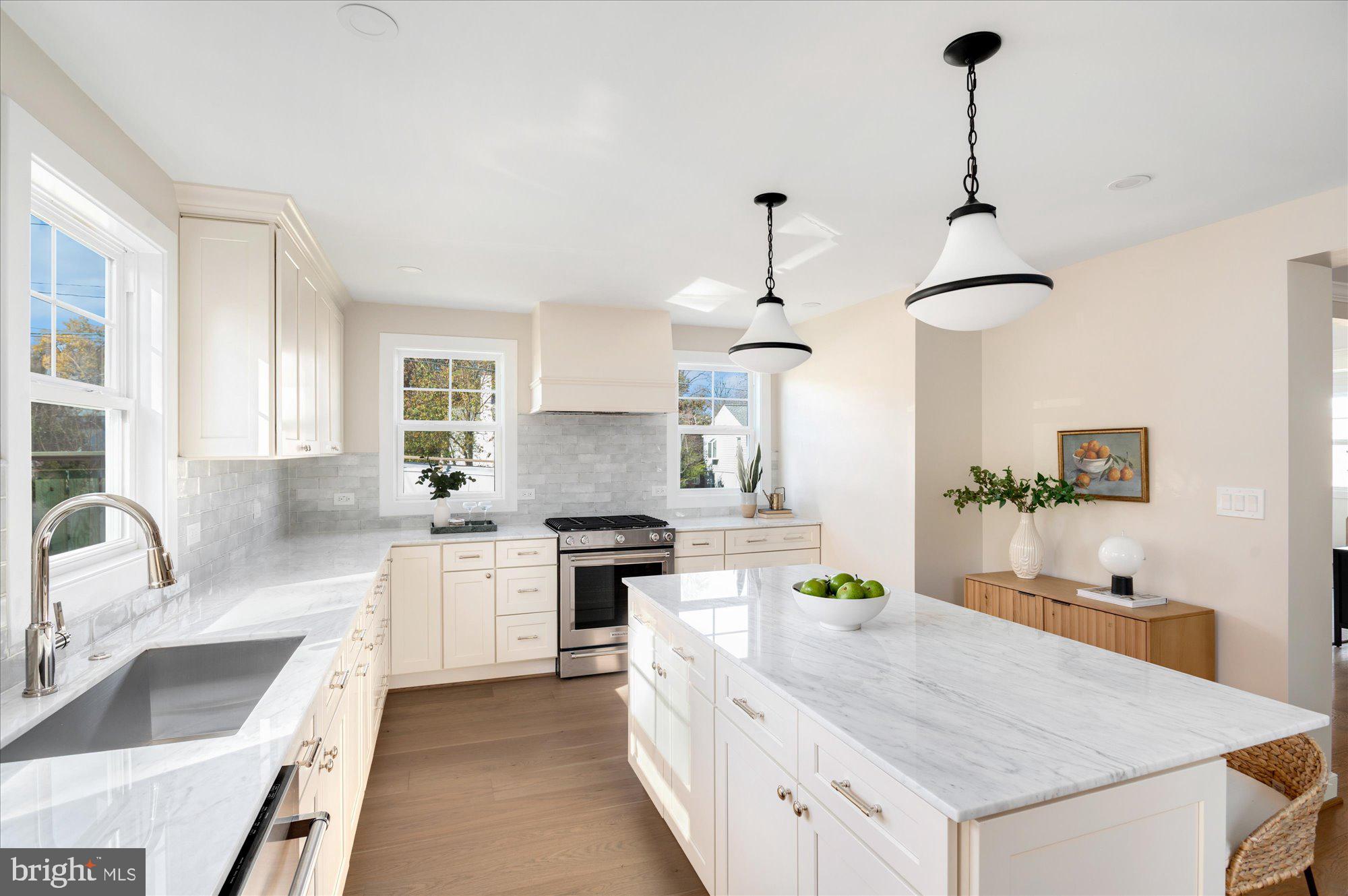 DOMINION HILLS - Residential