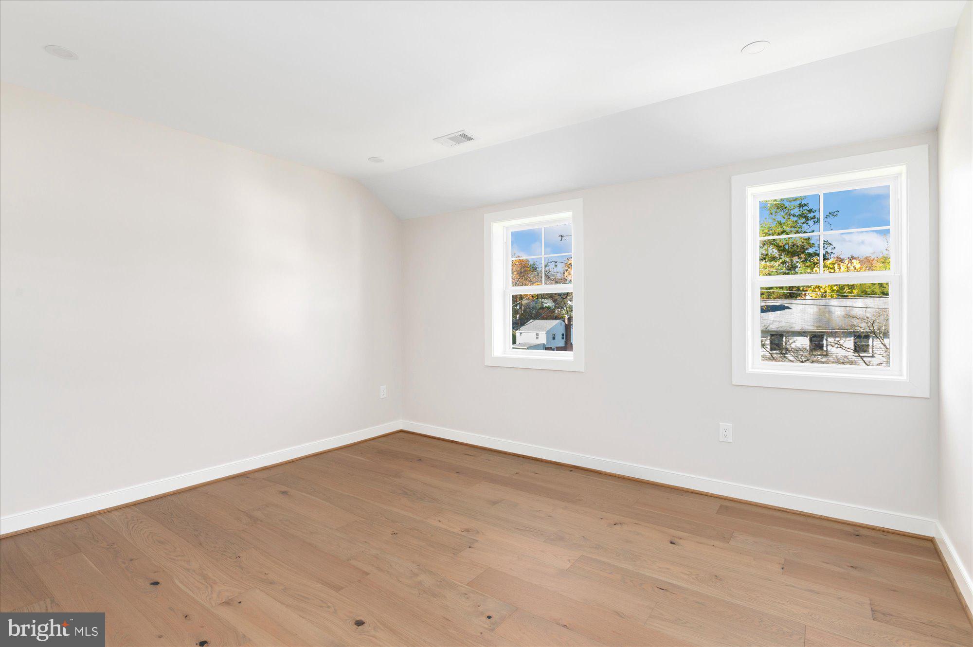 DOMINION HILLS - Residential