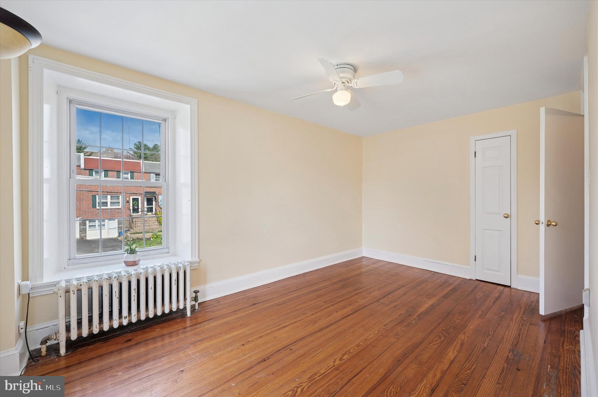 CHESTNUT HILL - Residential