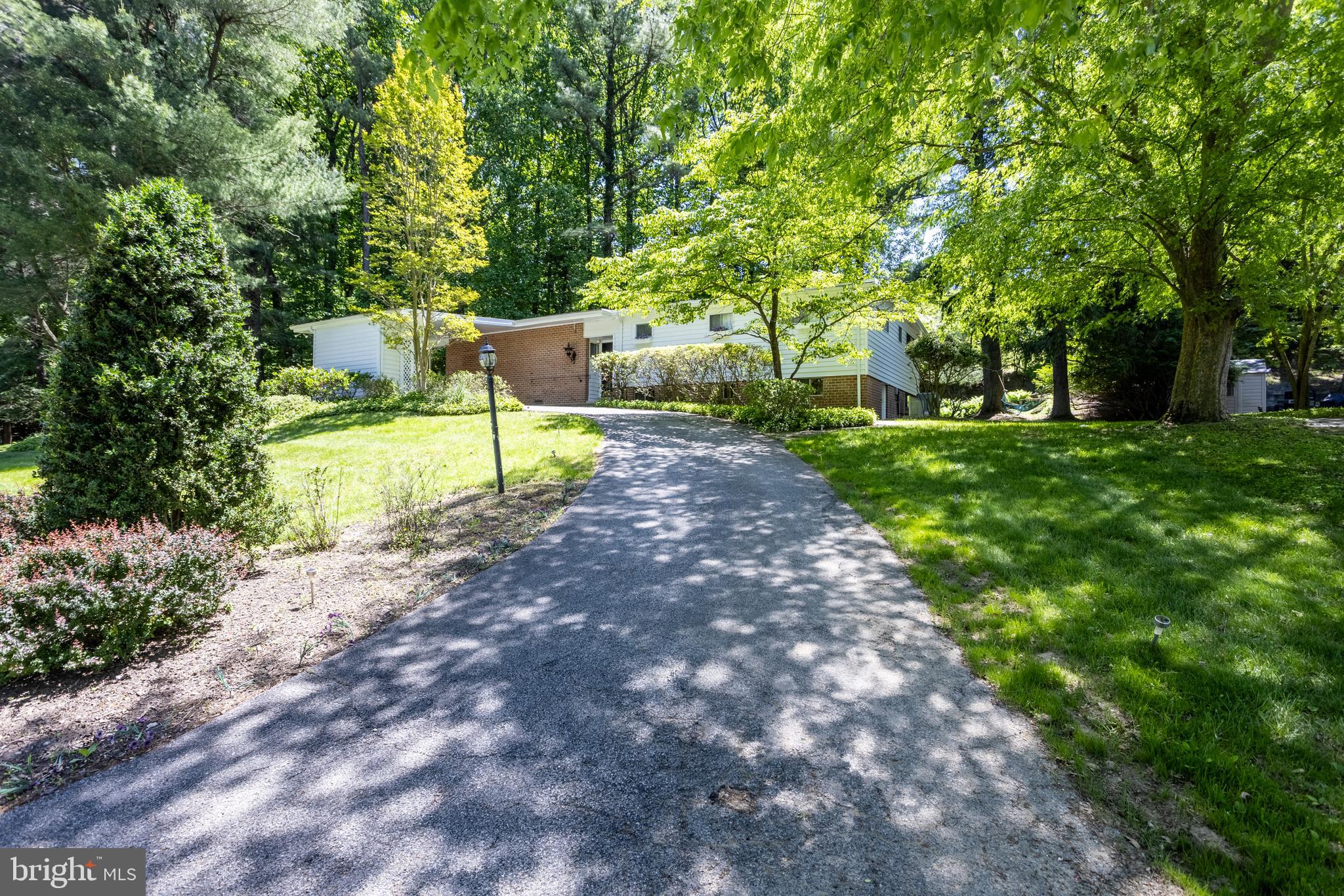 MIDFIELD - Residential