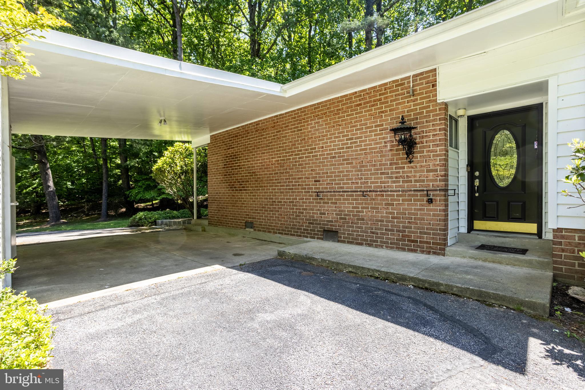 MIDFIELD - Residential