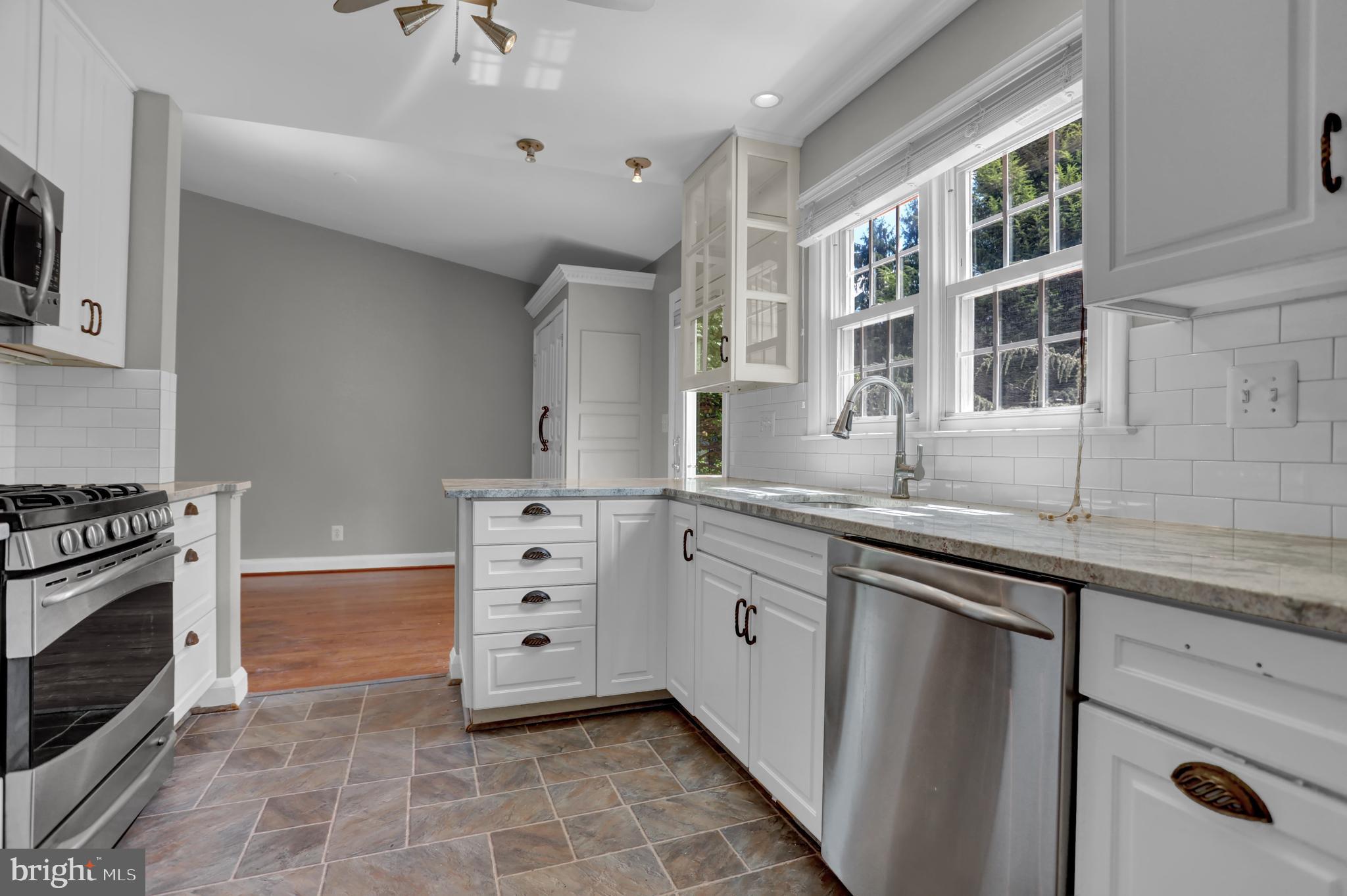 THORNLEIGH - Residential