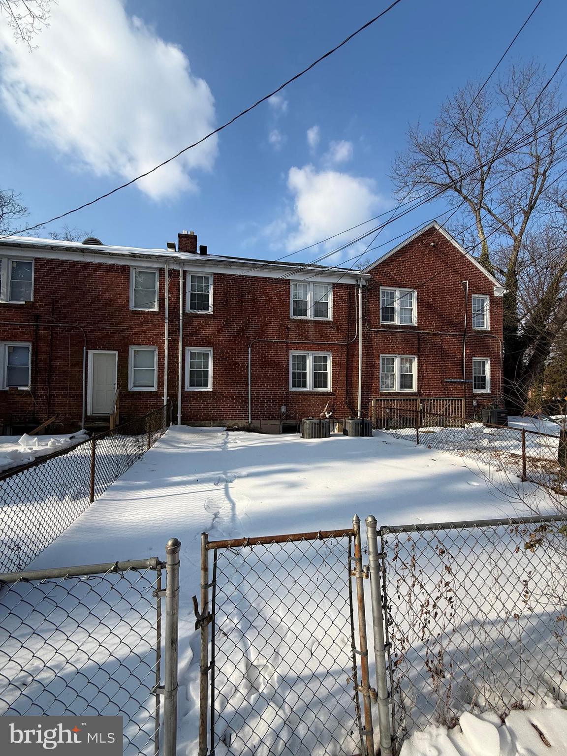 GLEN OAKS - Residential