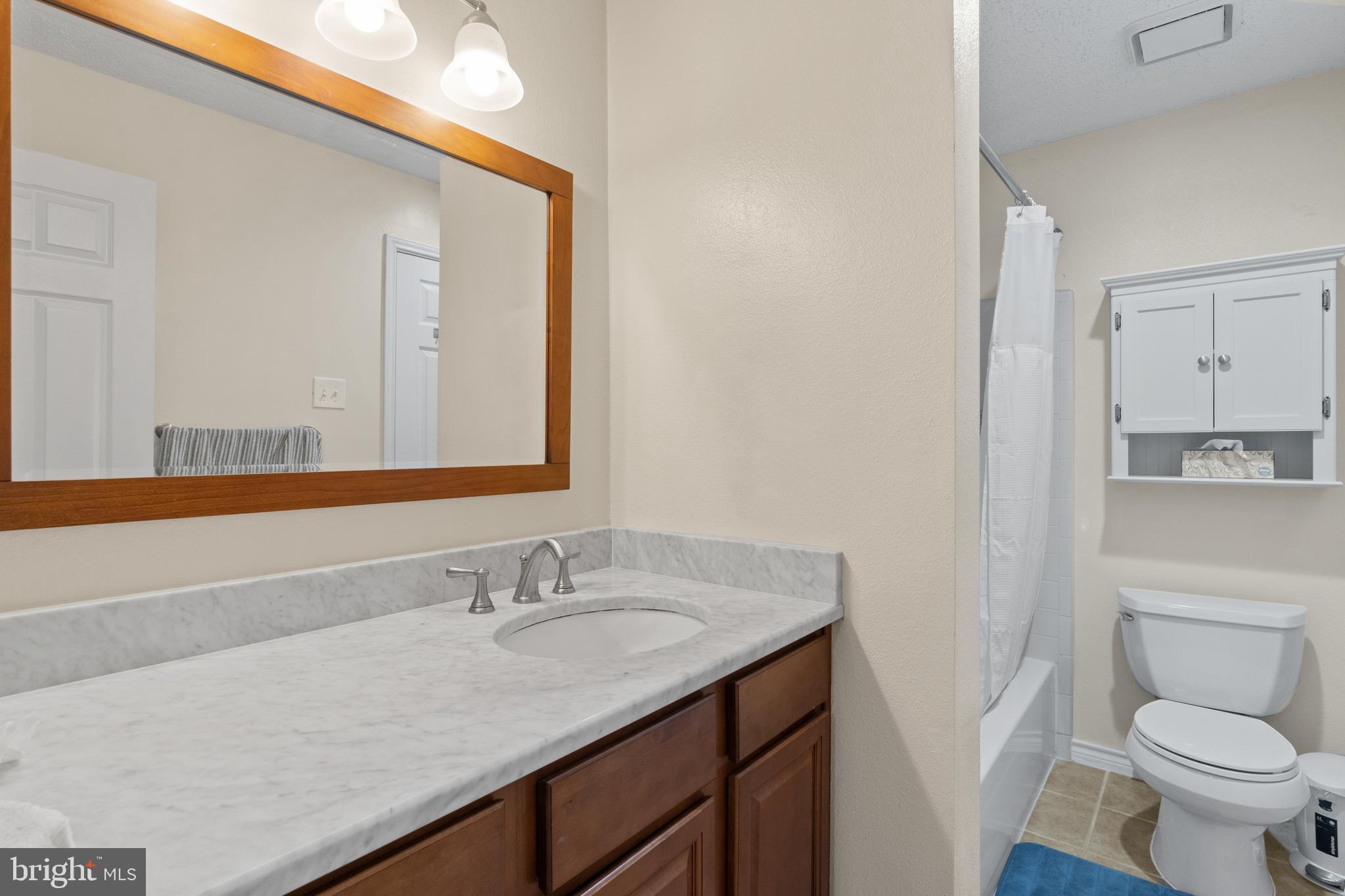 FOUNTAINS AT MCLEAN - Residential Lease