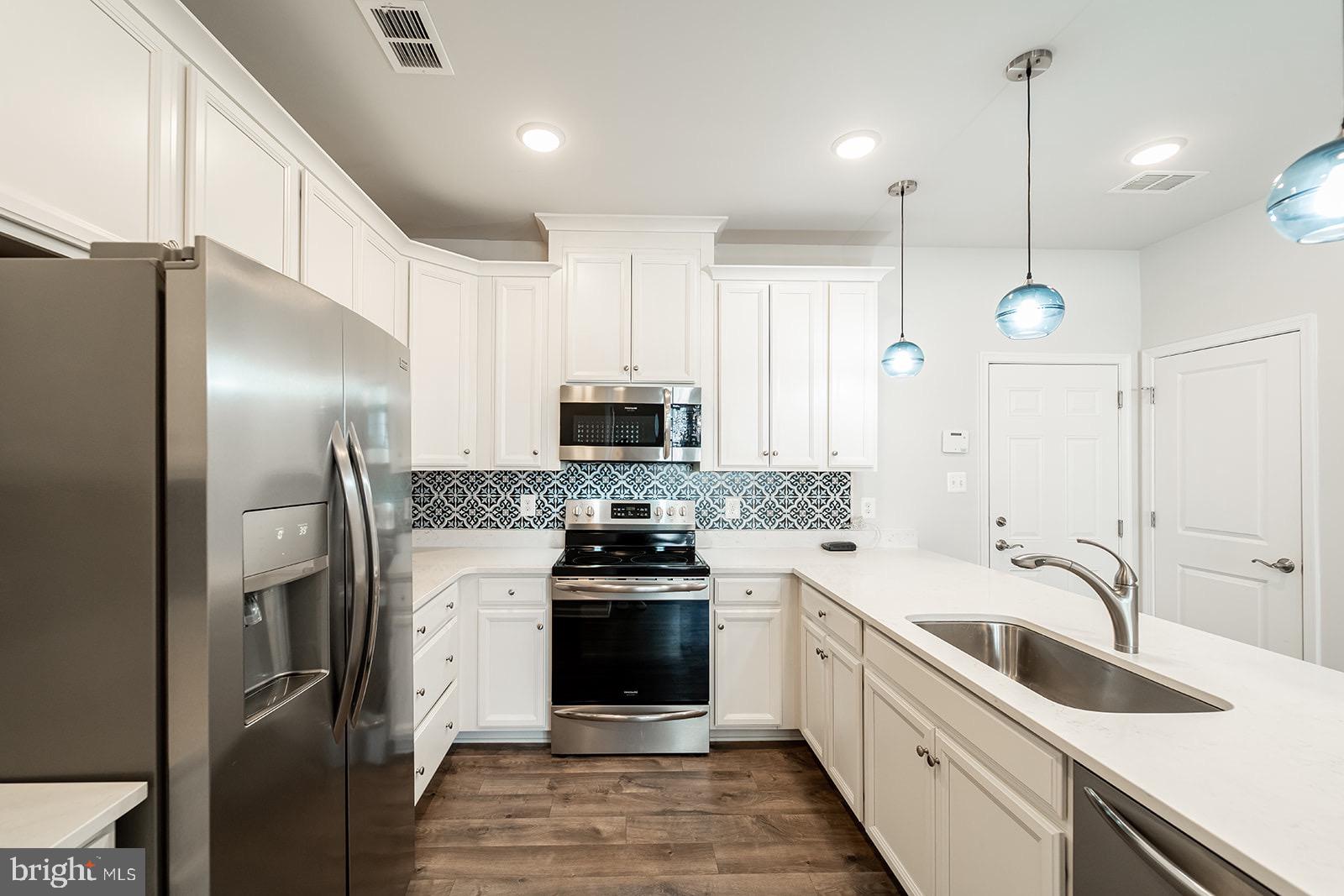 PARKSIDE AT WESTPHALIA - Residential