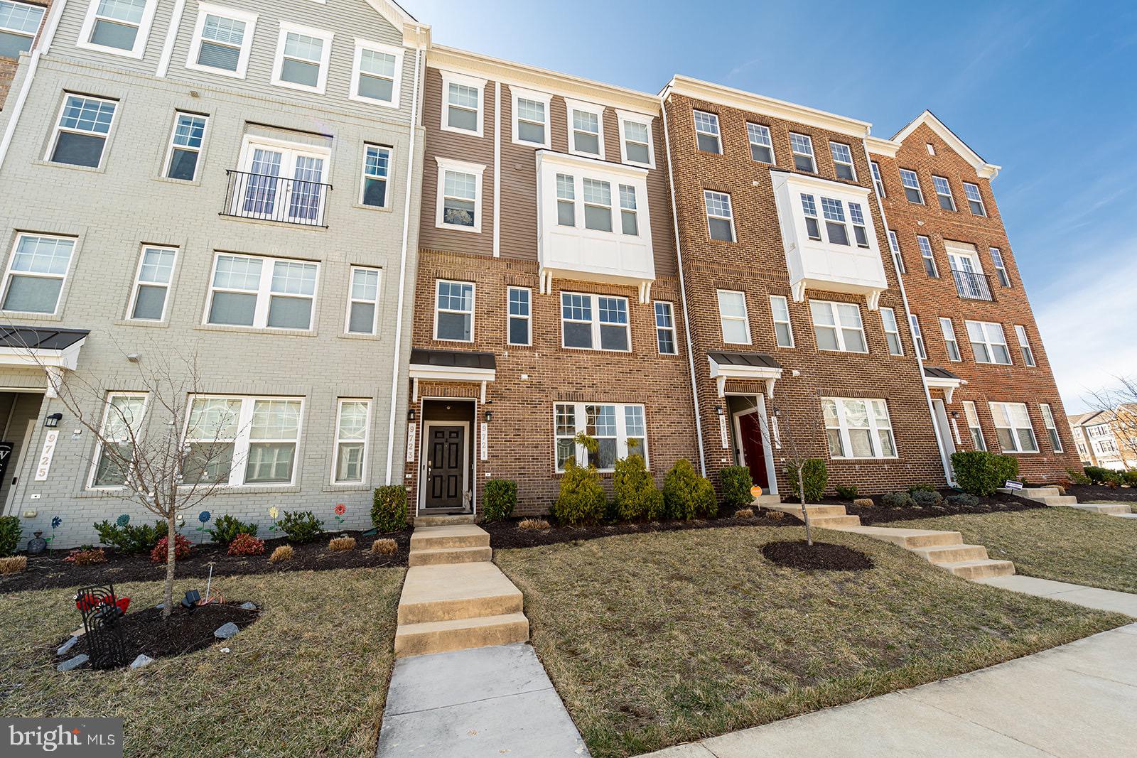 PARKSIDE AT WESTPHALIA - Residential