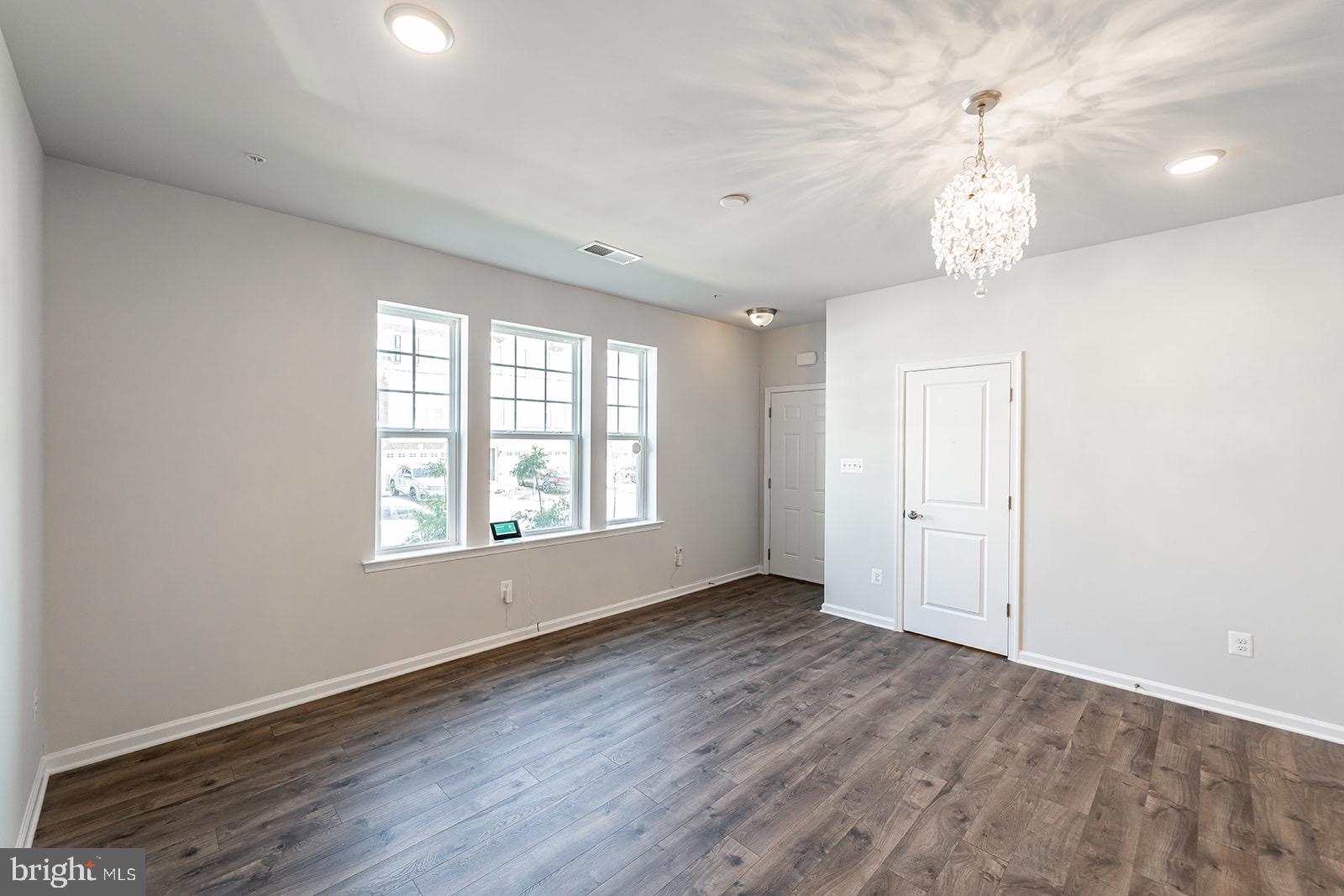 PARKSIDE AT WESTPHALIA - Residential