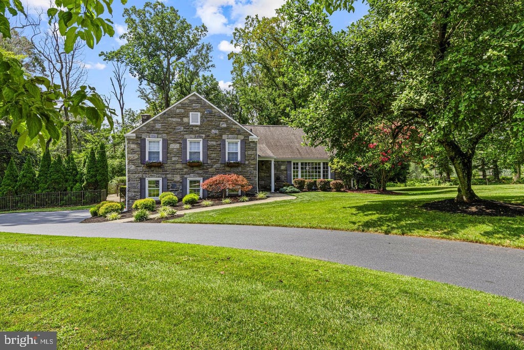 Photo of 735 Hamilton Road, BRYN MAWR, PA 19010 (MLS # PADE2123452)