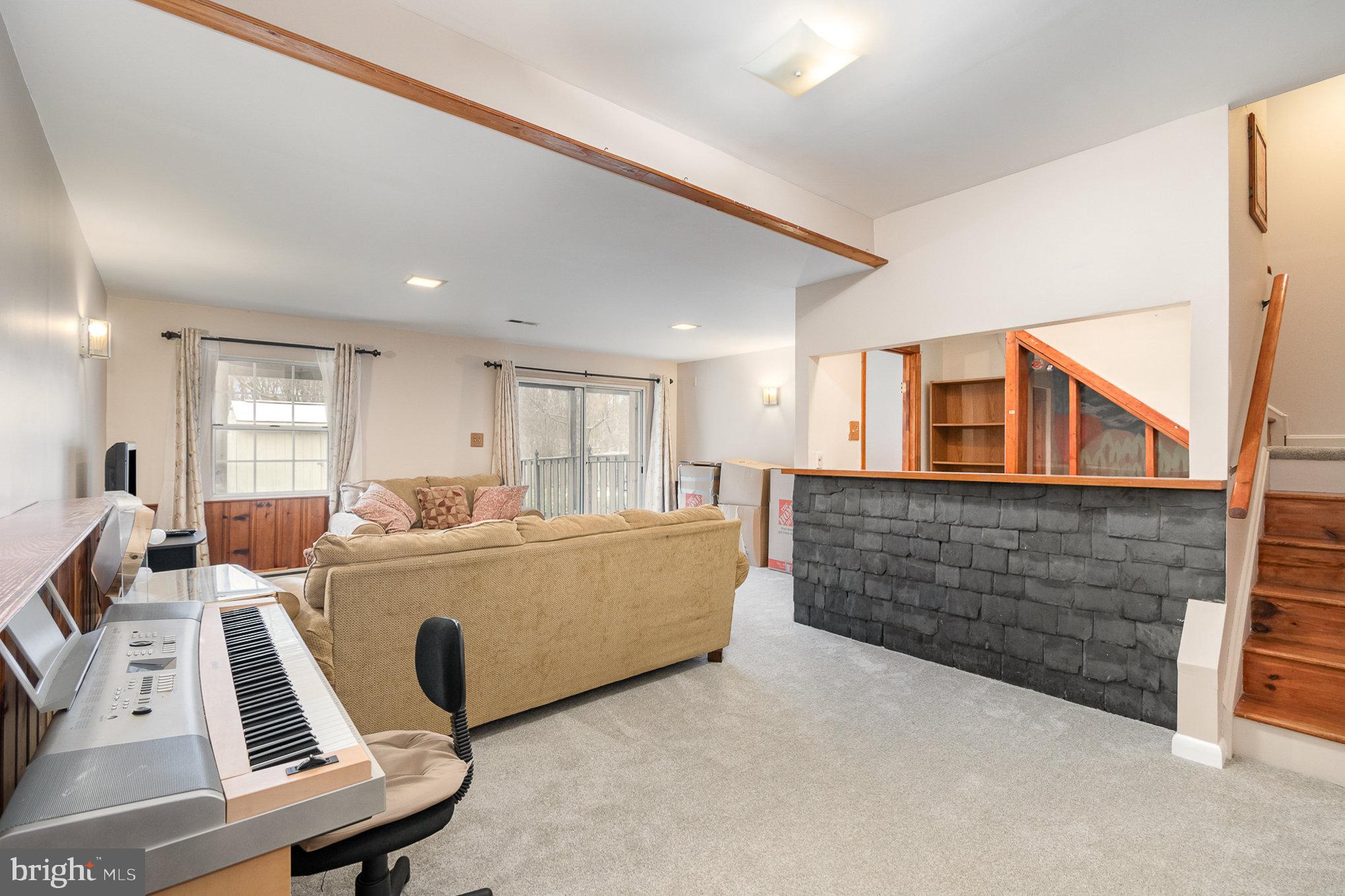 RIDGELY CHOICE - Residential