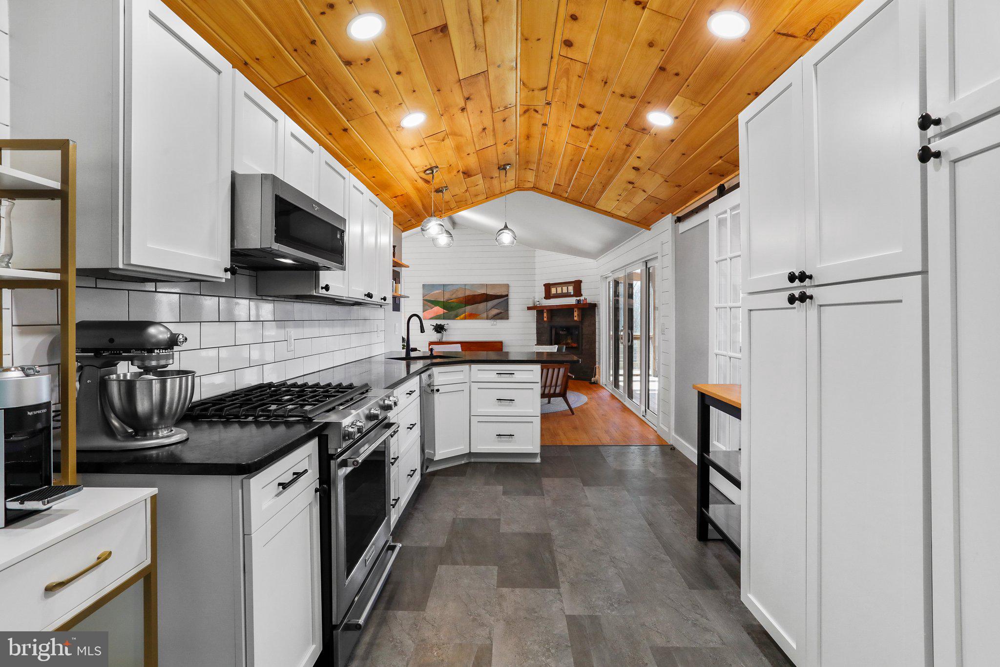 LOST RIVER VALLEY PROPERTY OWNERS ASSOCIATION - Residential