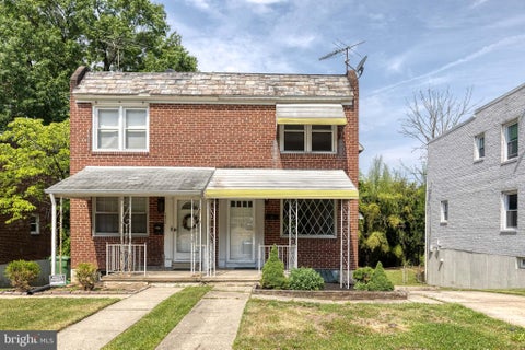 Townhouse For Sale - 5602 Pioneer Drive<br/> Baltimore City County, BALTIMORE, MD 21214