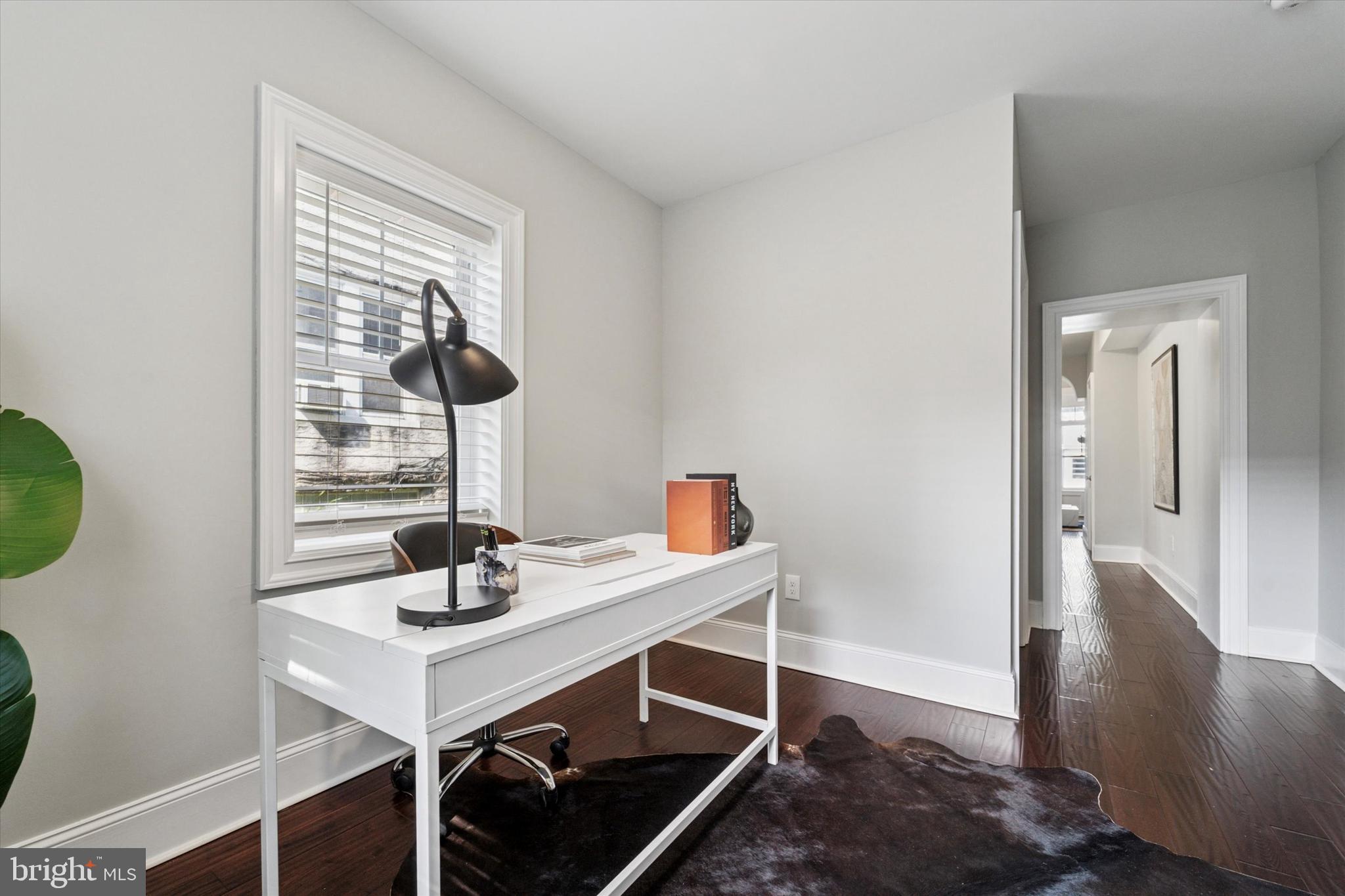 ROXBOROUGH - Residential