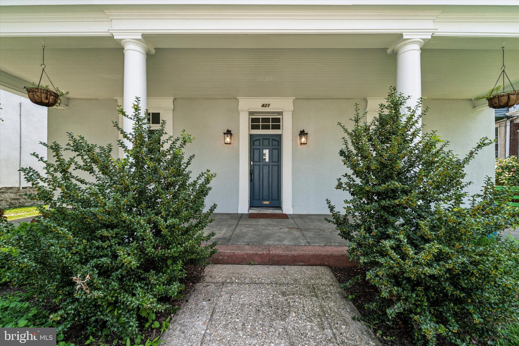 ROXBOROUGH - Residential