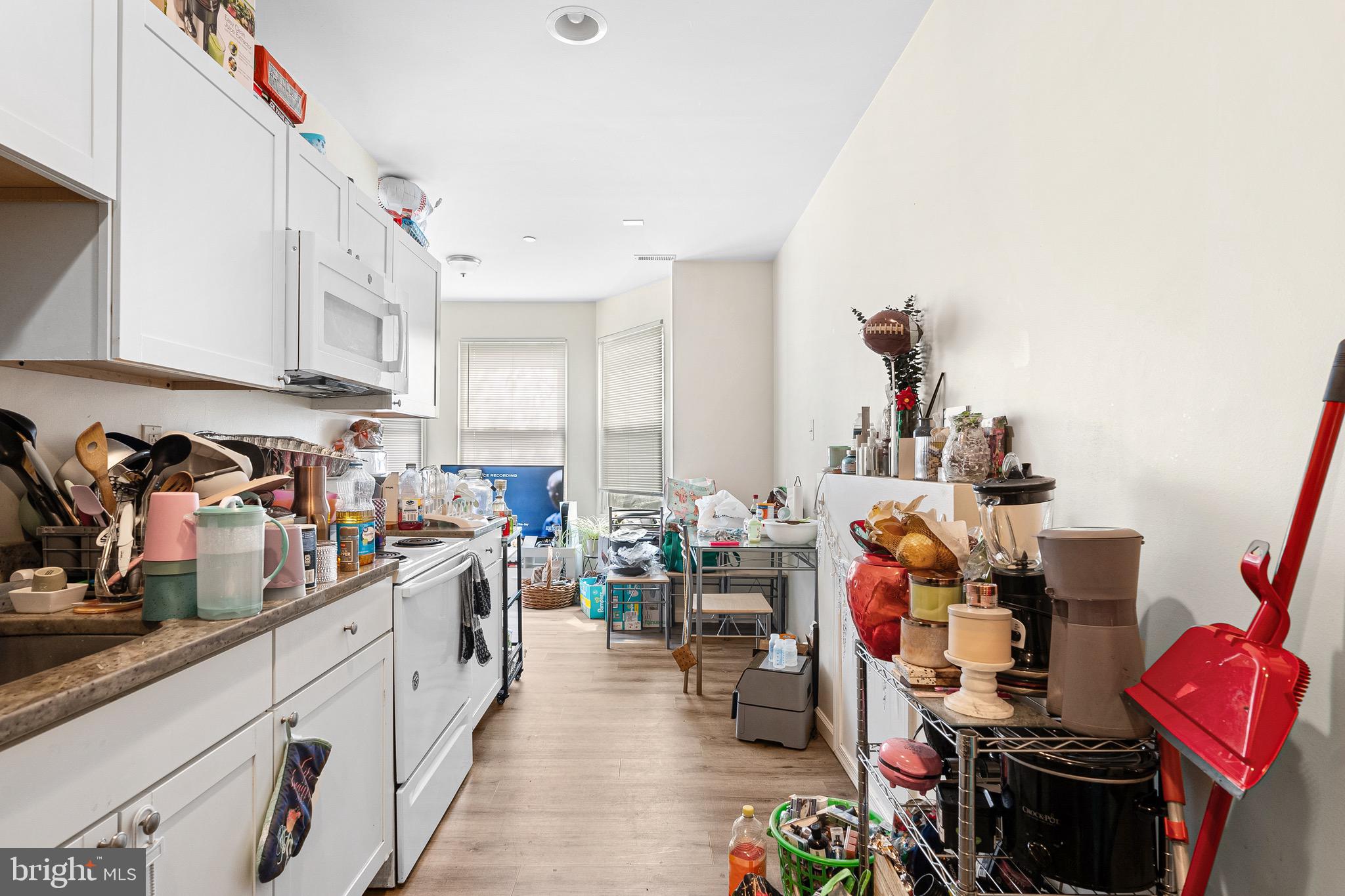 1213 W ALLEGHENY AVENUE