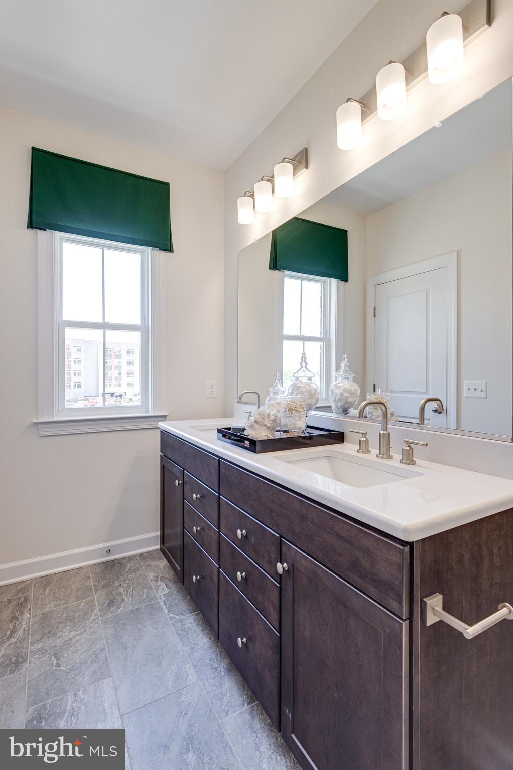 NORTH HILL - Residential