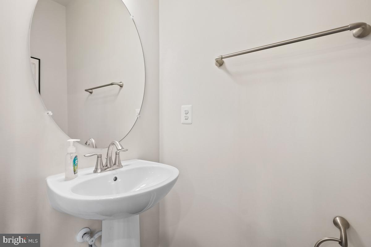 CROWN FARM - Residential Lease