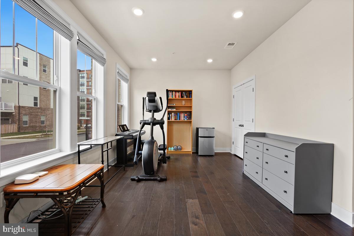 CROWN FARM - Residential Lease