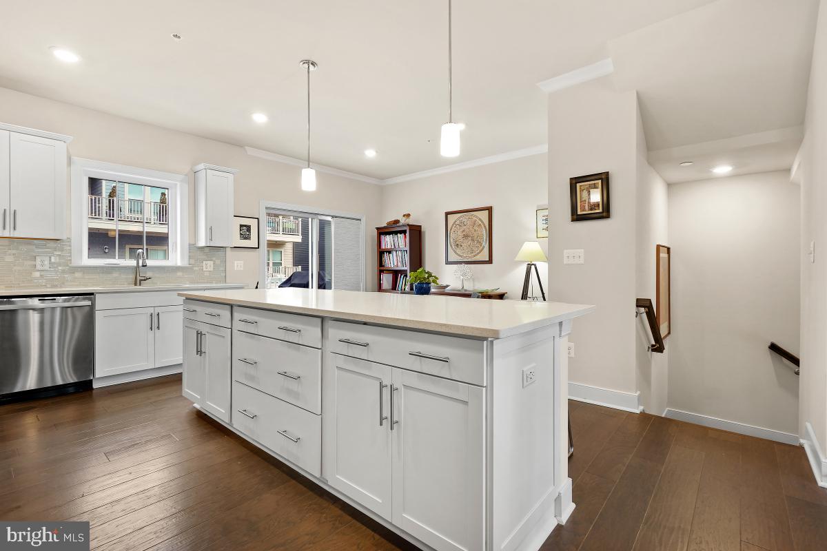 CROWN FARM - Residential Lease