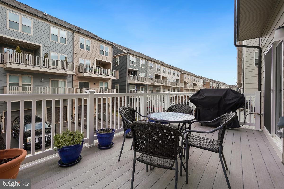 CROWN FARM - Residential Lease