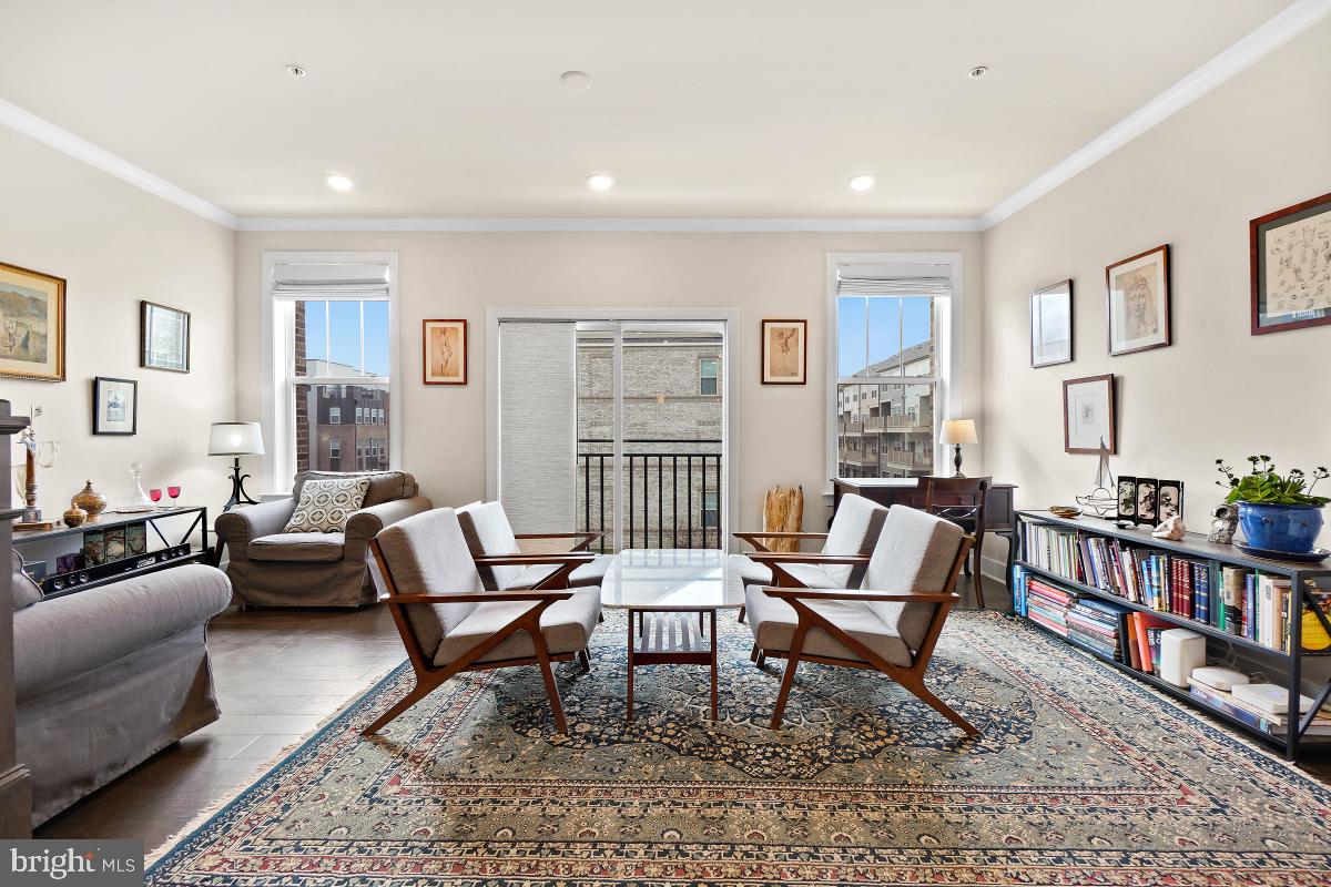 CROWN FARM - Residential Lease