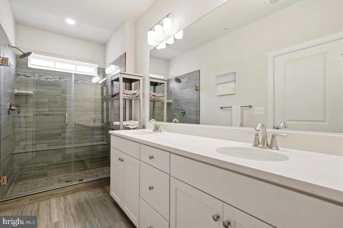 CROWN FARM - Residential Lease