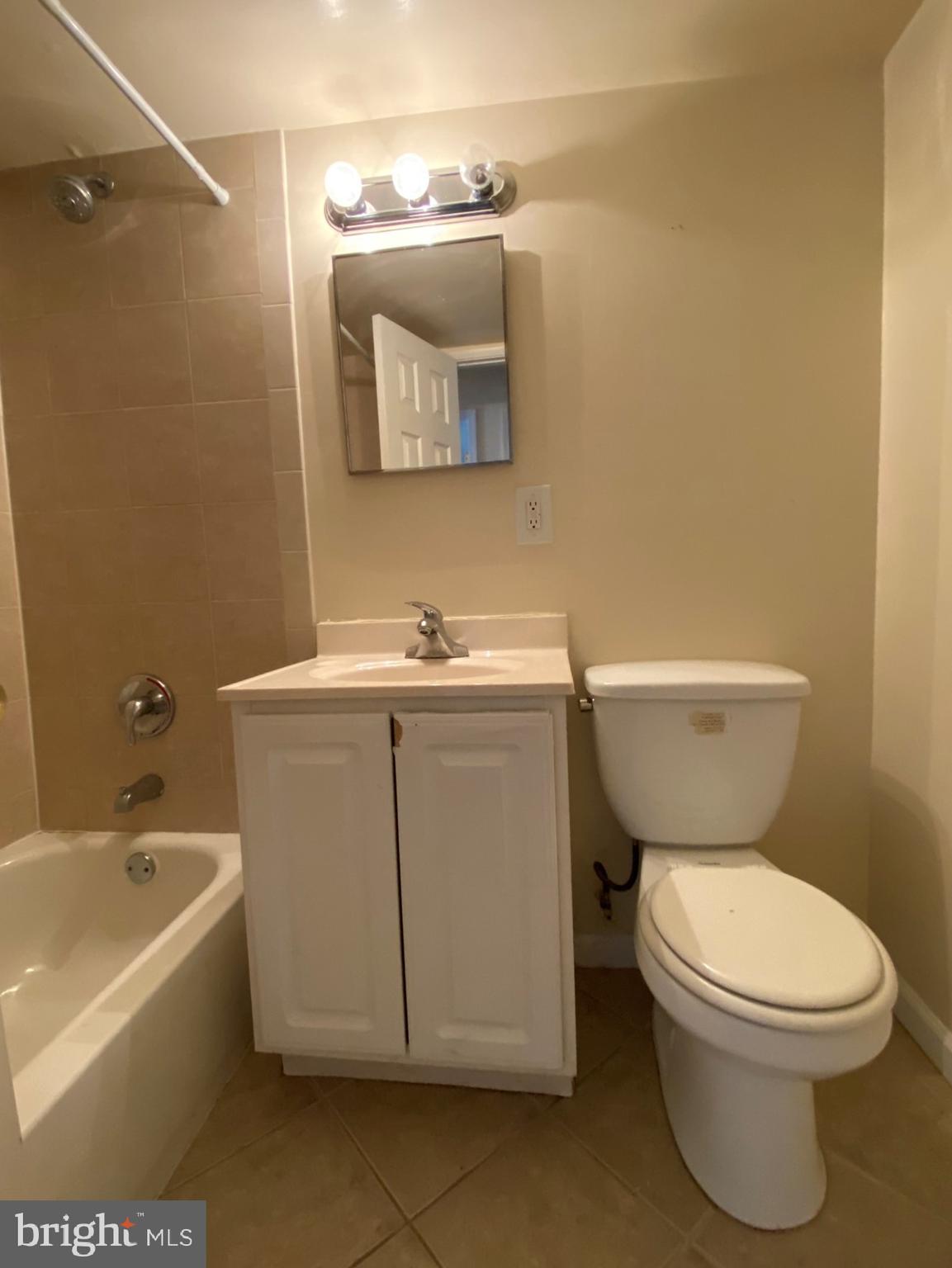 LANDOVER - Residential Lease