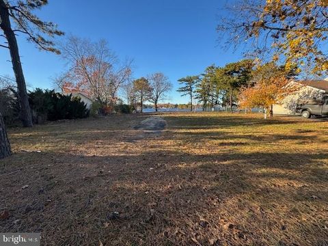 219 CHIPPEWA TRAIL BROWNS MILLS NJ 08015