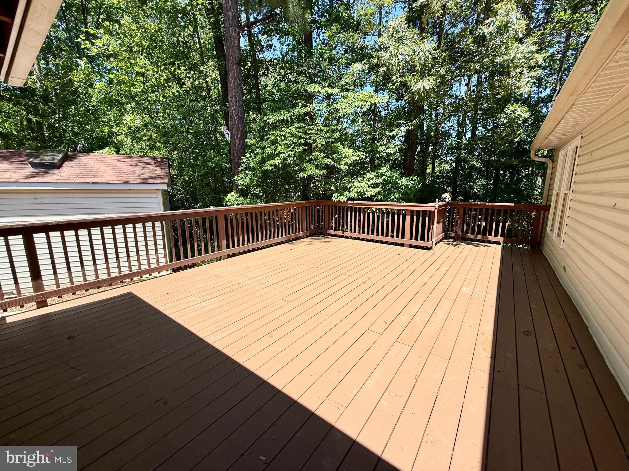 LAKE CAROLINE - Residential